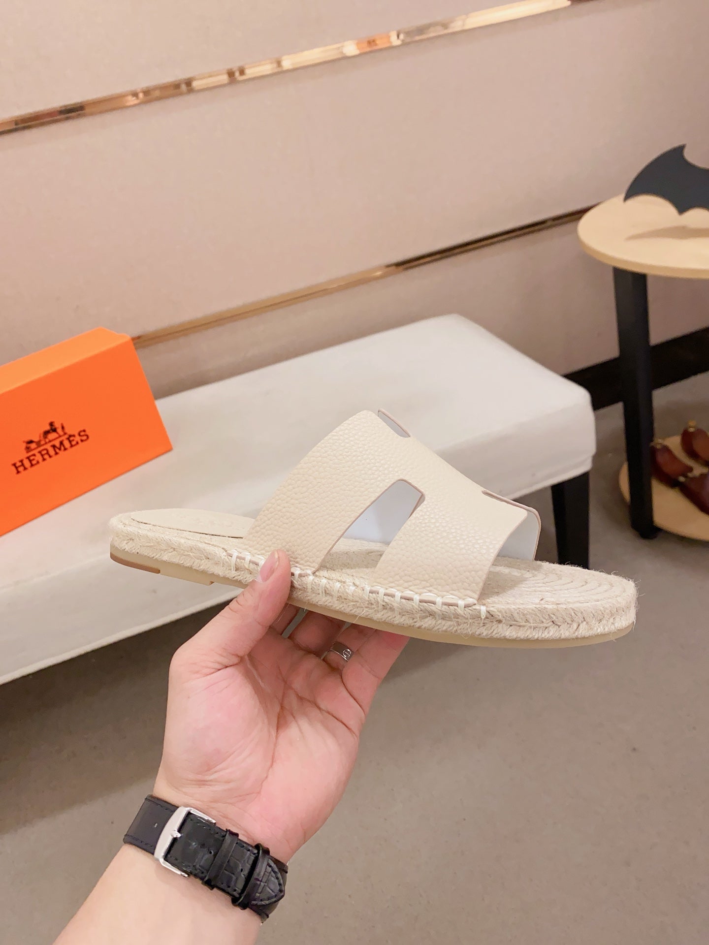 LuxluxHouse Best Quality Sandals Hermes