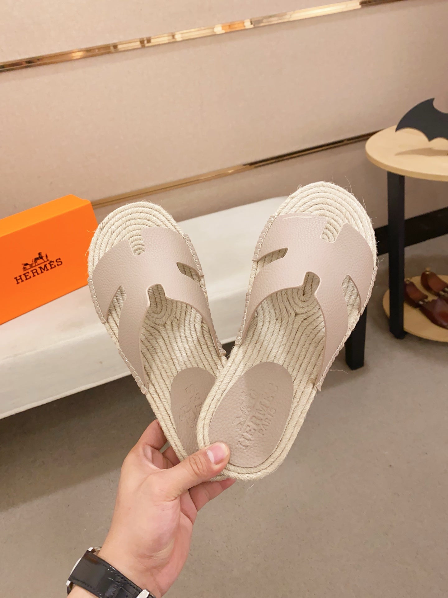 LuxluxHouse Best Quality Sandals Hermes