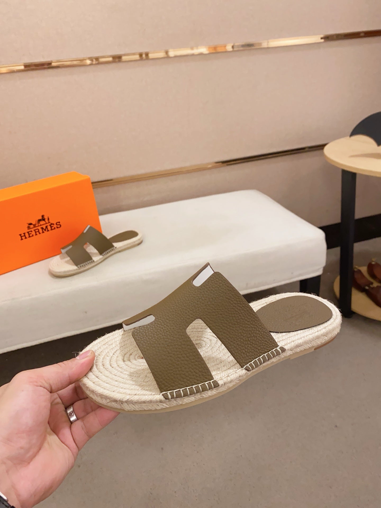 LuxluxHouse Best Quality Sandals Hermes