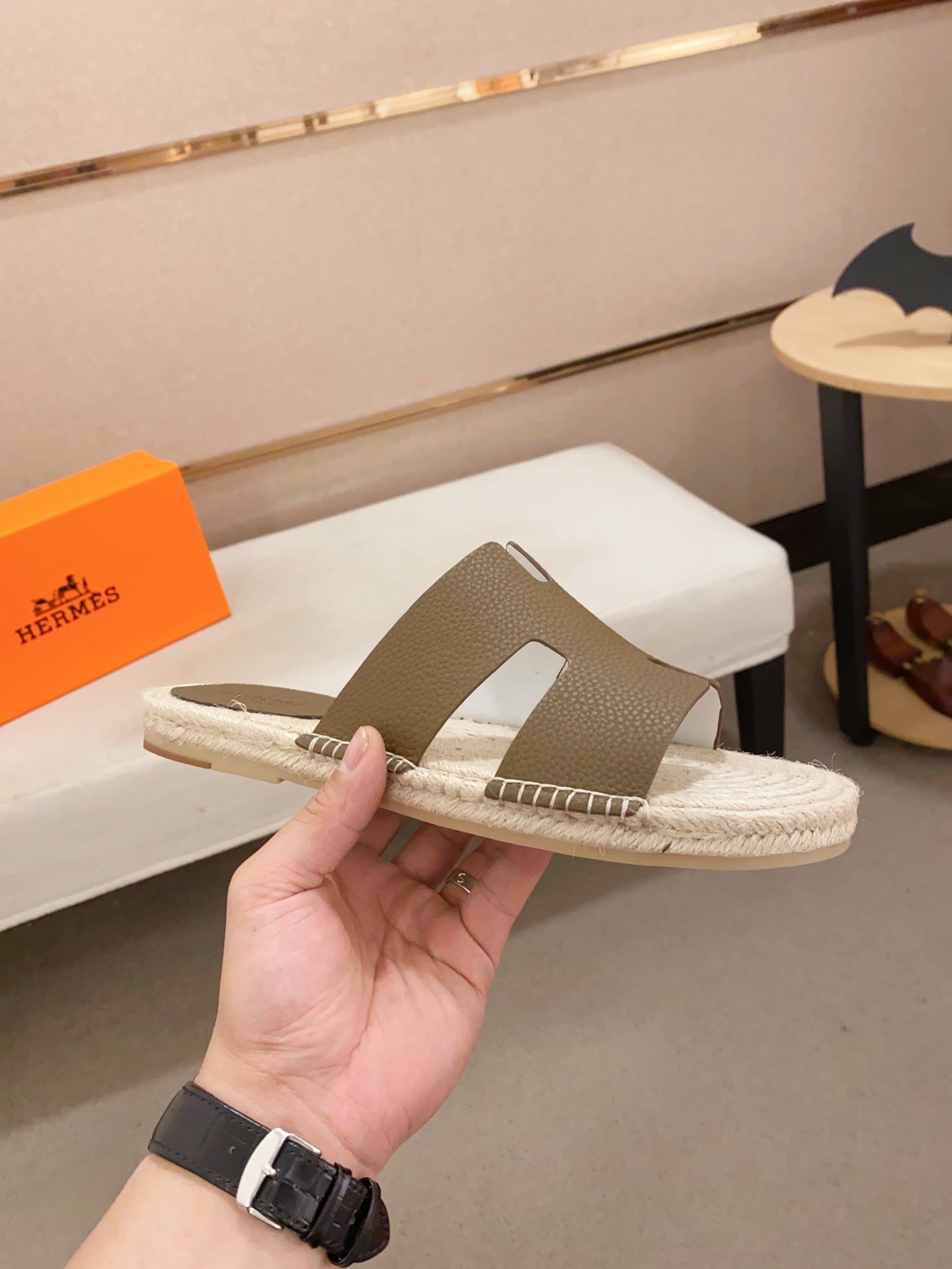 LuxluxHouse Best Quality Sandals Hermes