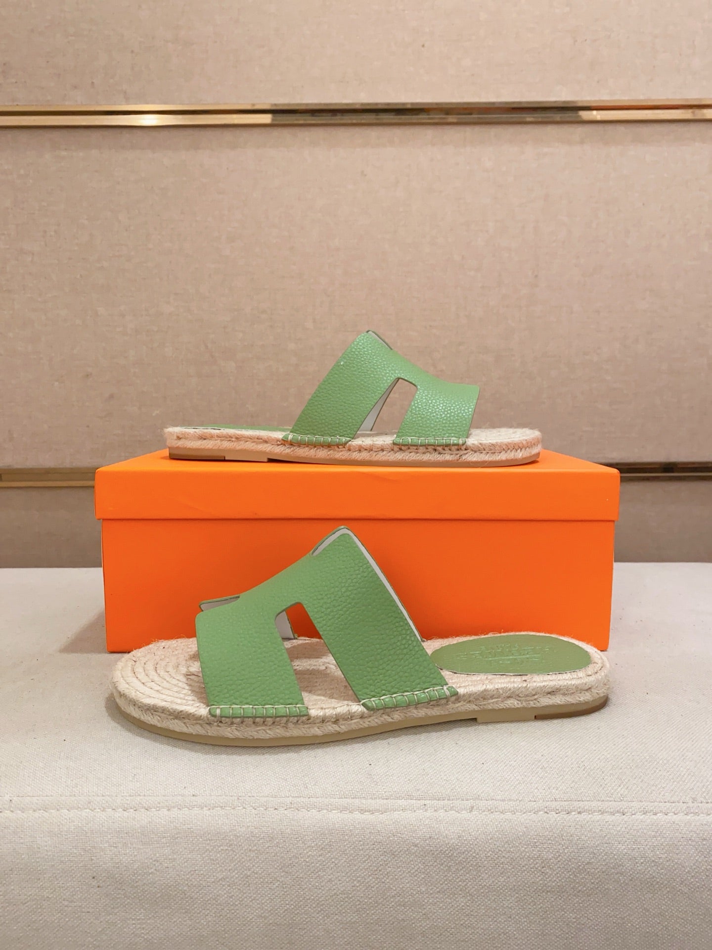 LuxluxHouse Best Quality Sandals Hermes