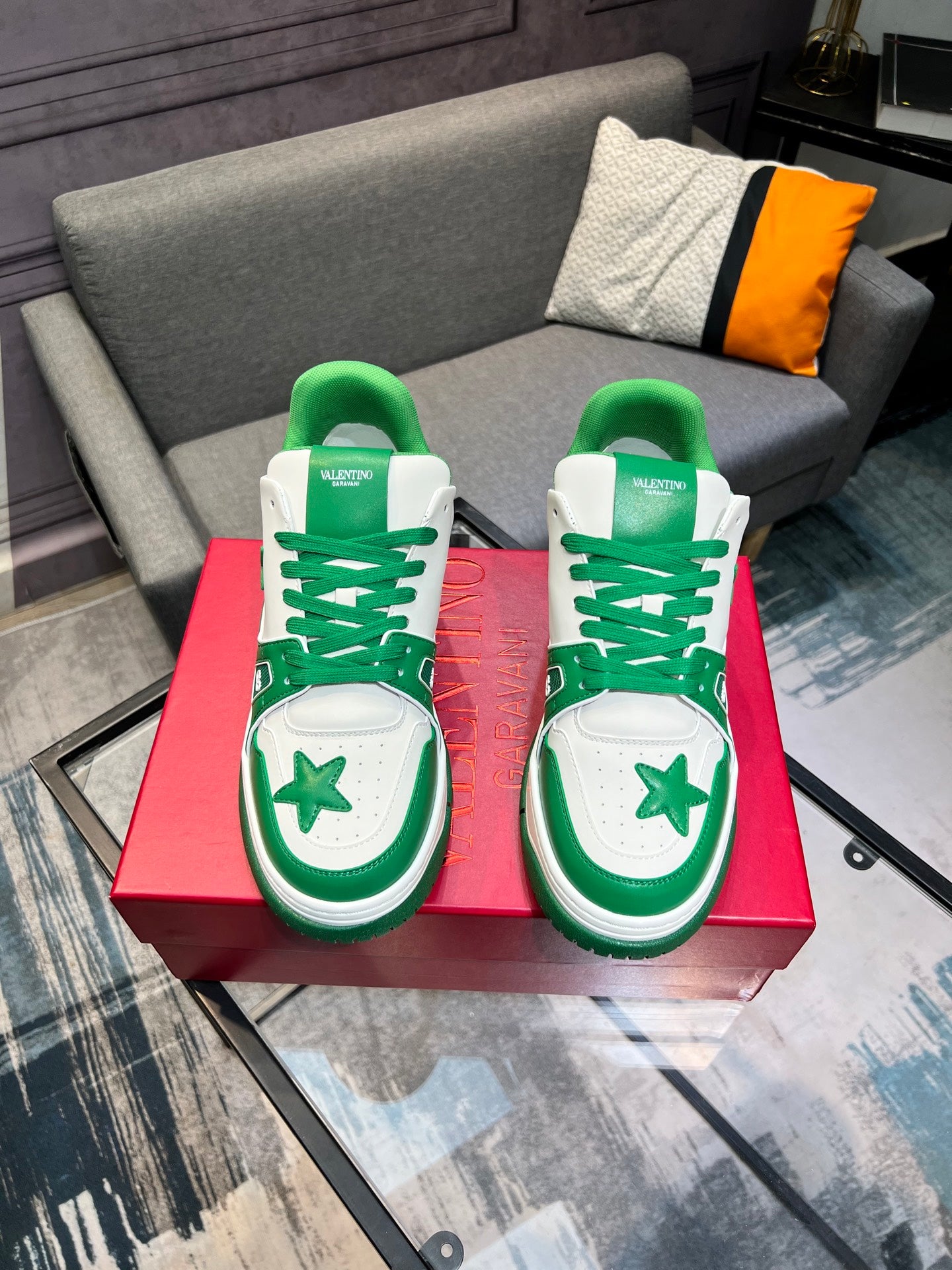 LuxluxHouse Best Quality Shoes Valentino