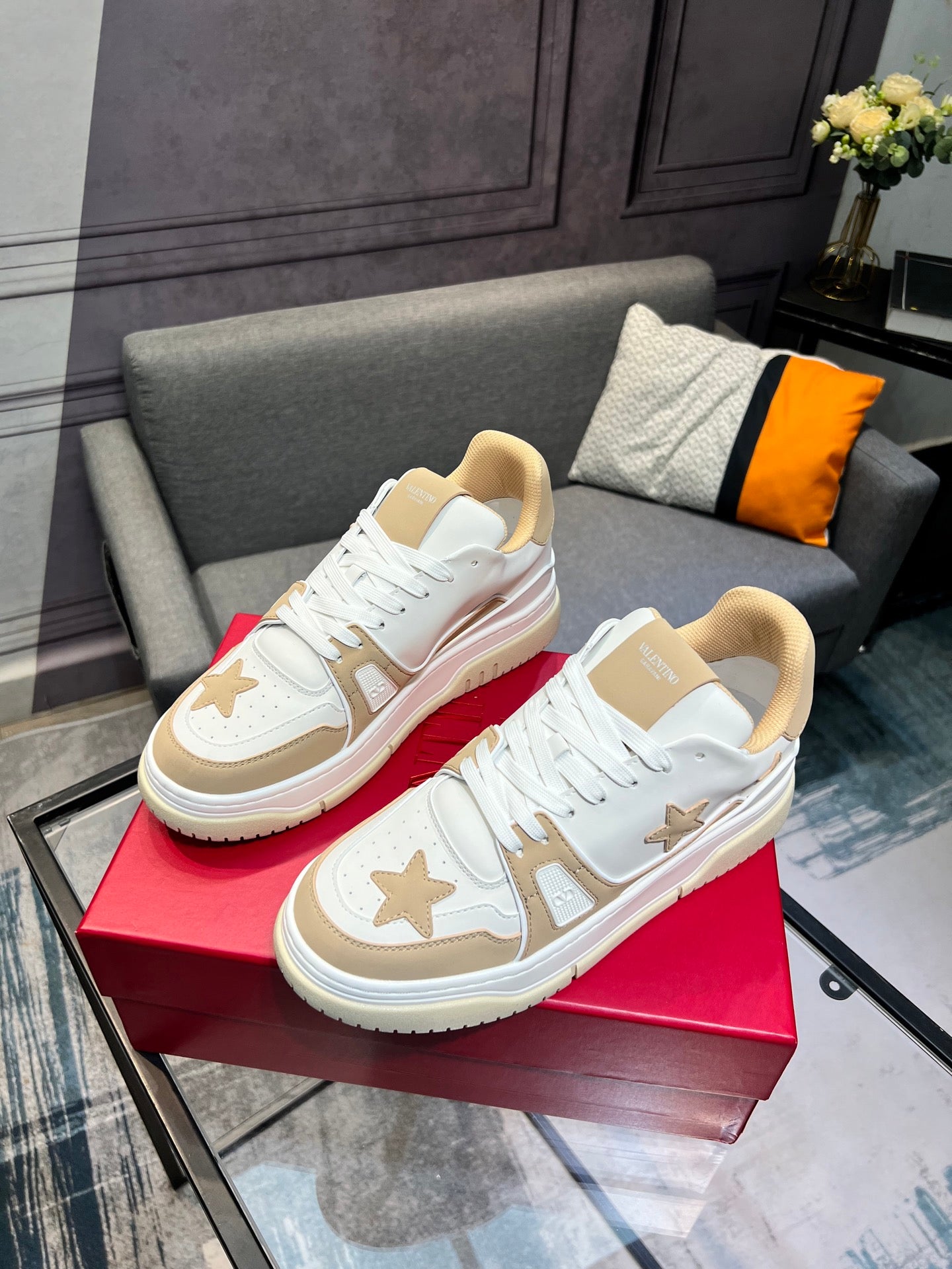 LuxluxHouse Best Quality Shoes Valentino