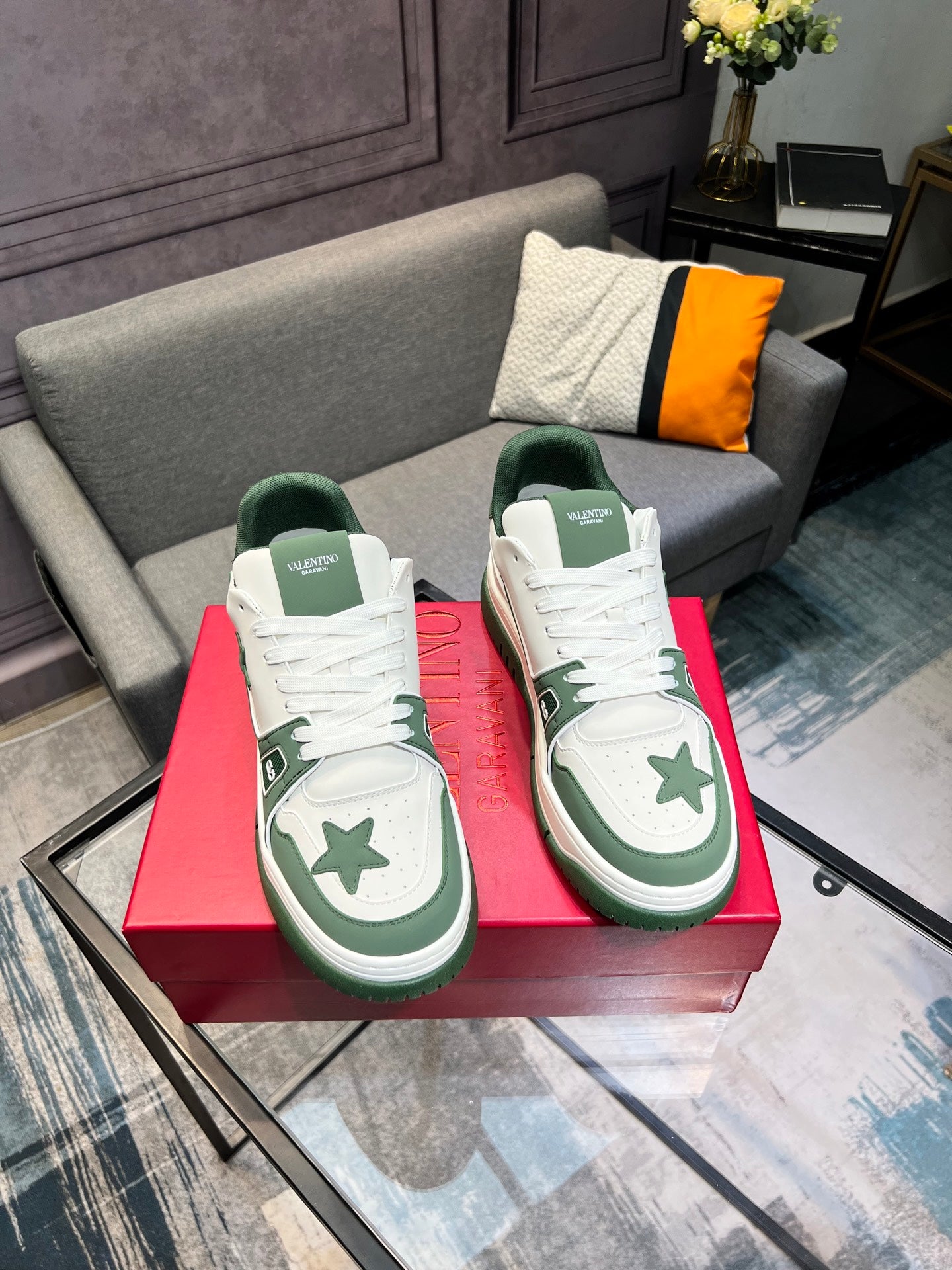 LuxluxHouse Best Quality Shoes Valentino