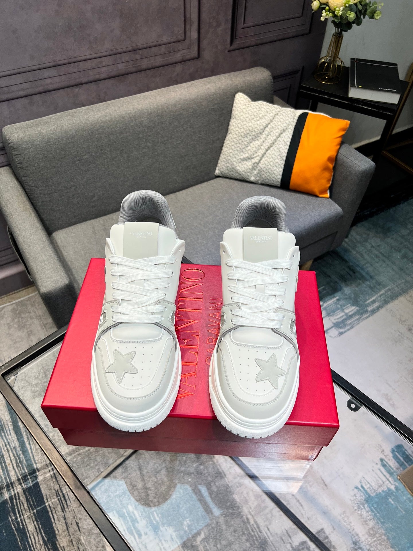 LuxluxHouse Best Quality Shoes Valentino