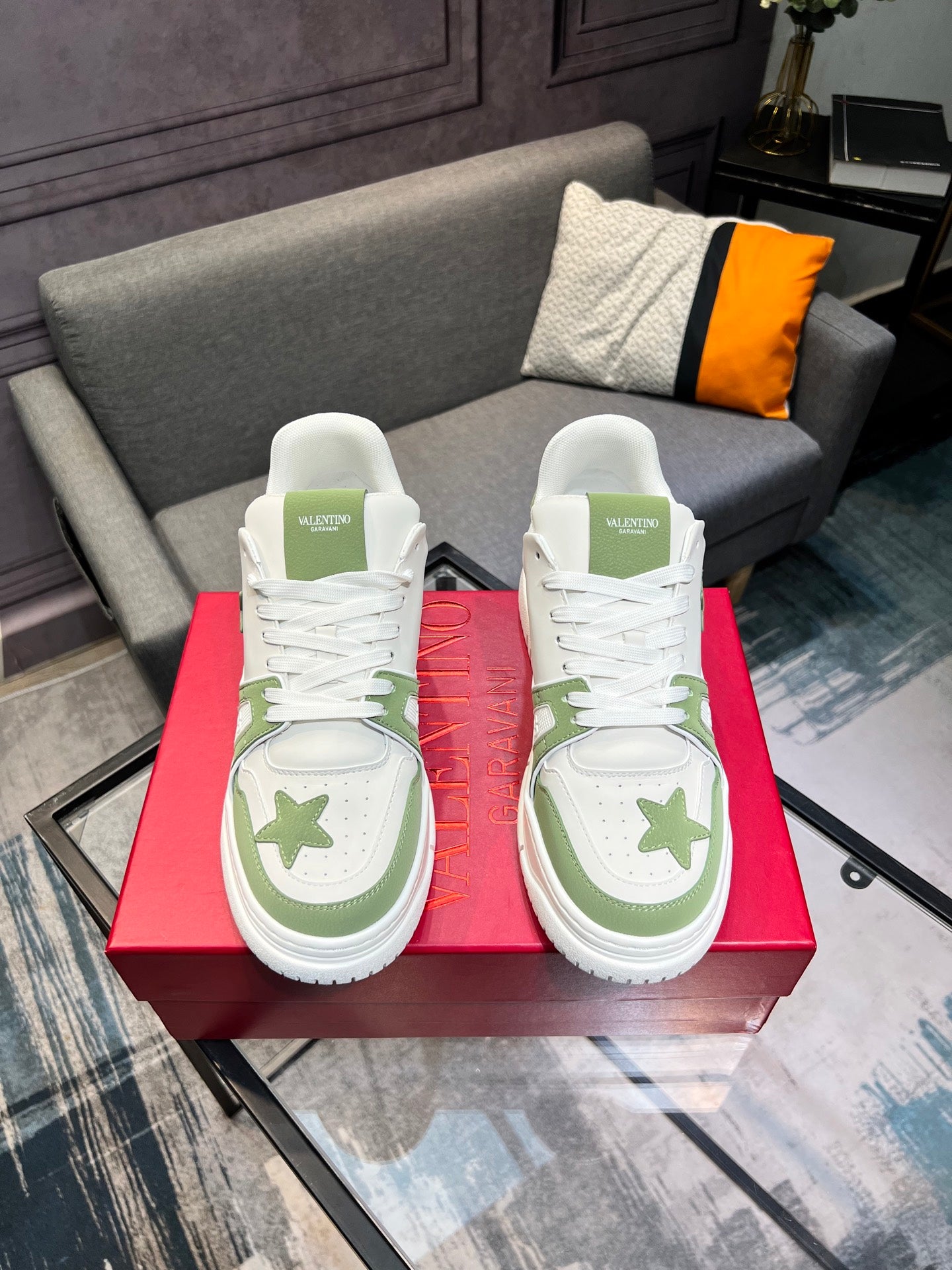 LuxluxHouse Best Quality Shoes Valentino