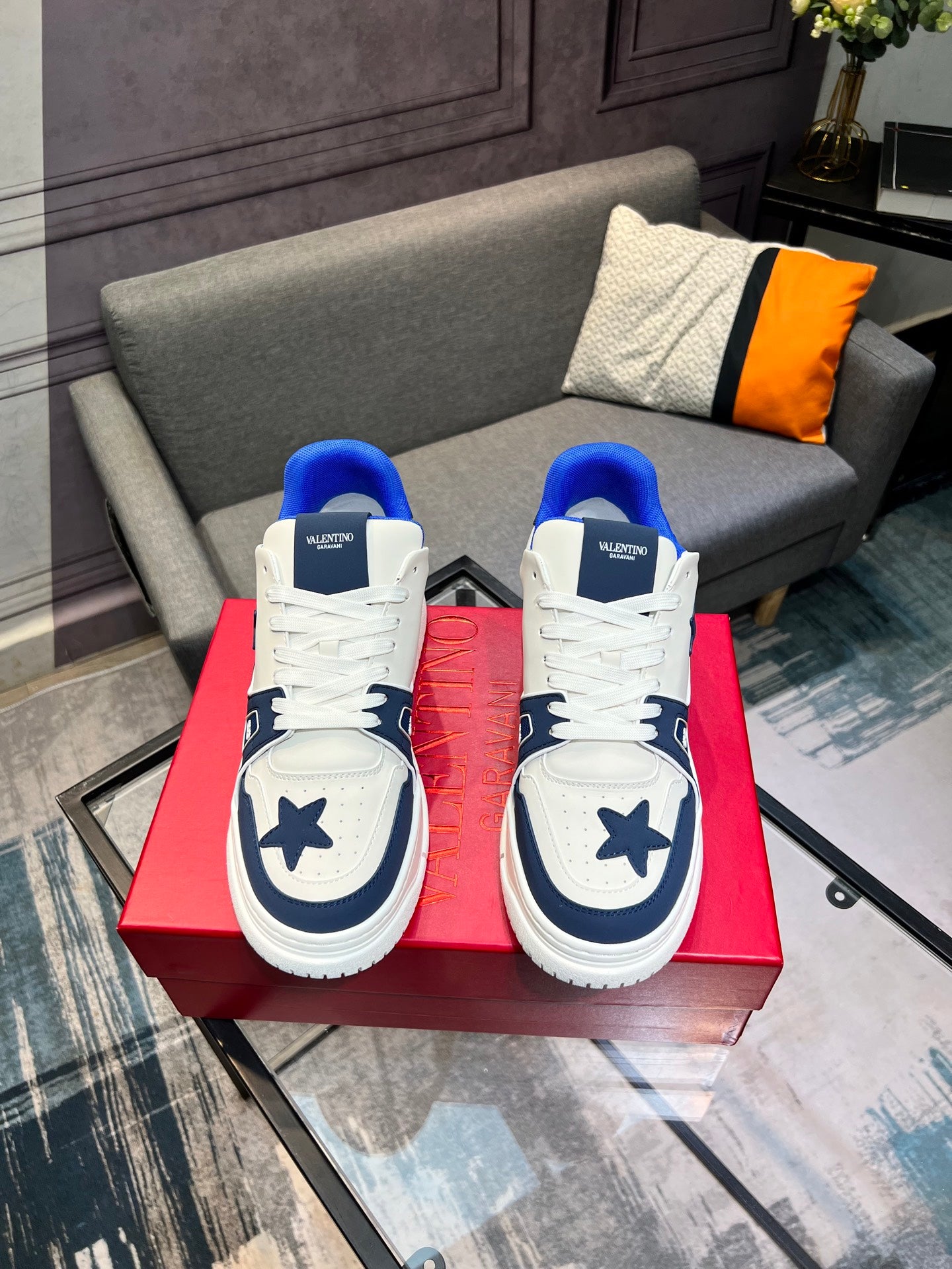 LuxluxHouse Best Quality Shoes Valentino