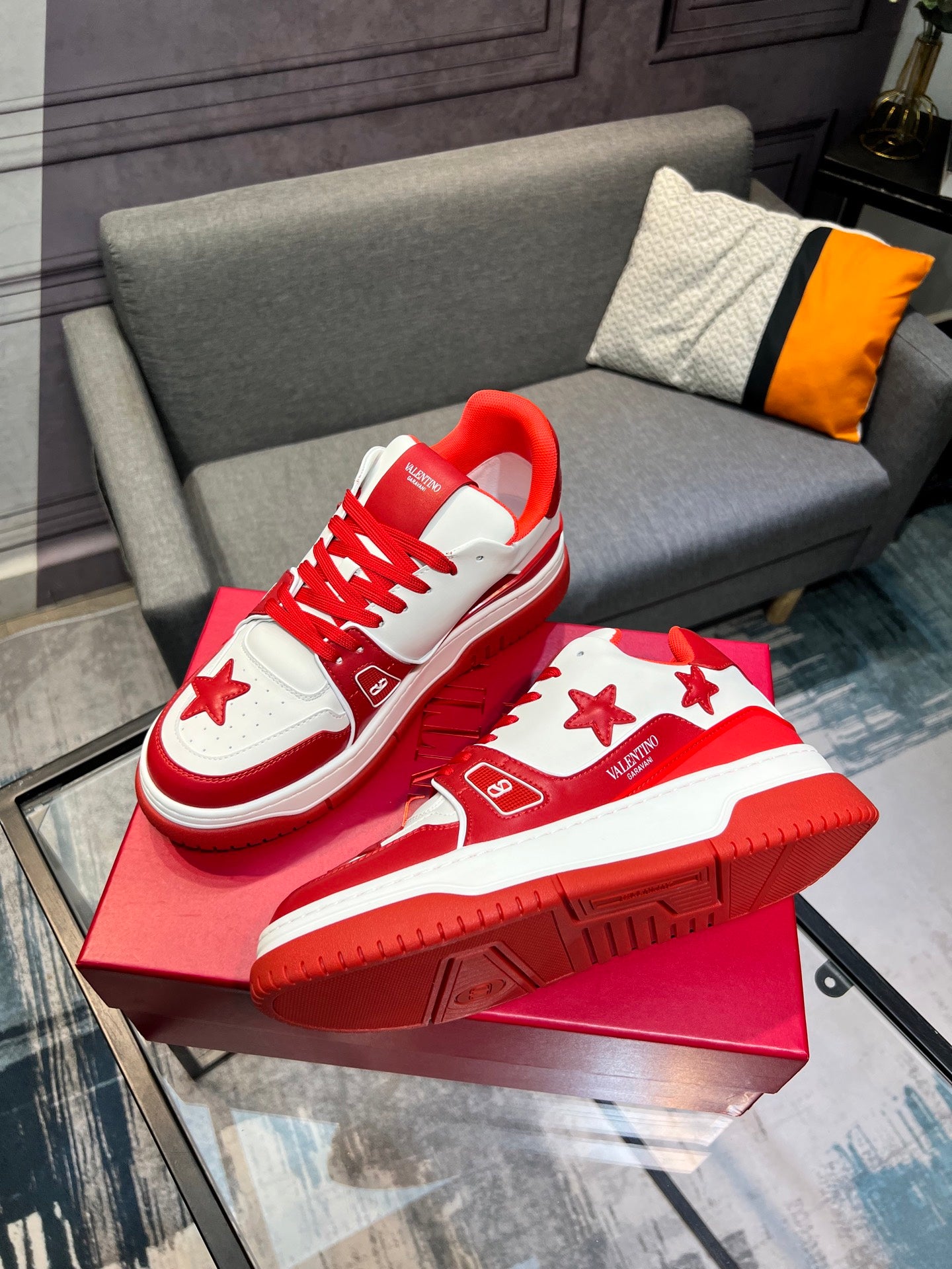 LuxluxHouse Best Quality Shoes Valentino