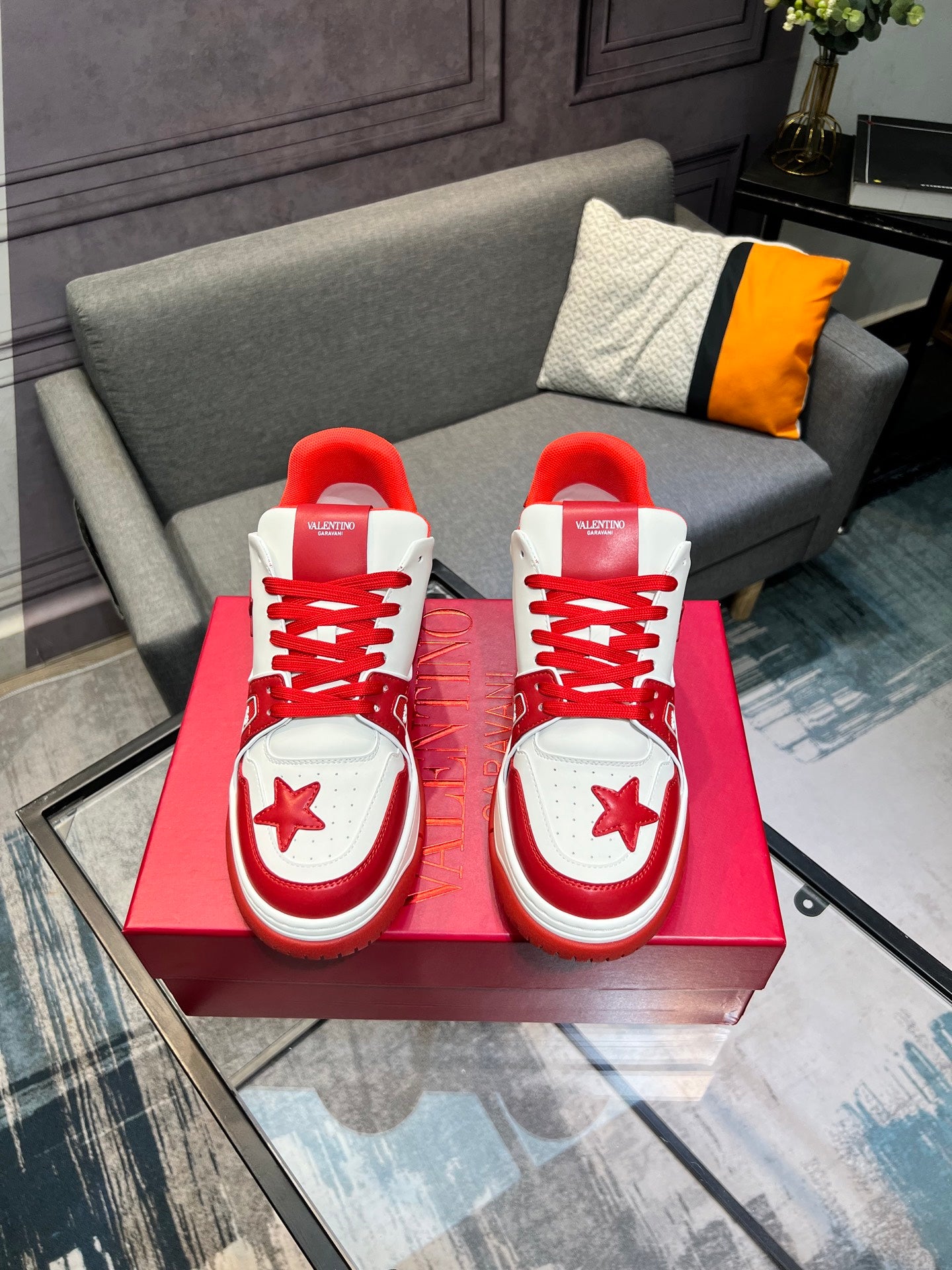LuxluxHouse Best Quality Shoes Valentino