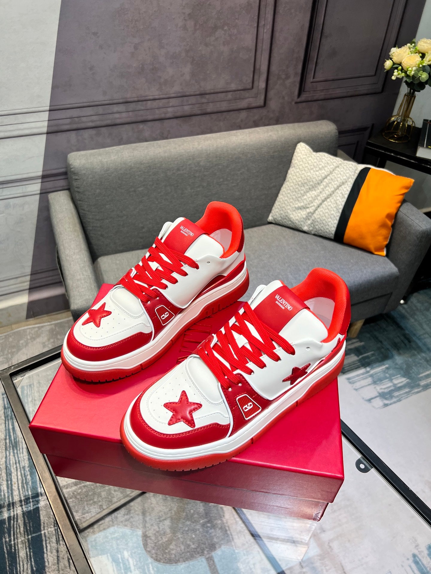 LuxluxHouse Best Quality Shoes Valentino