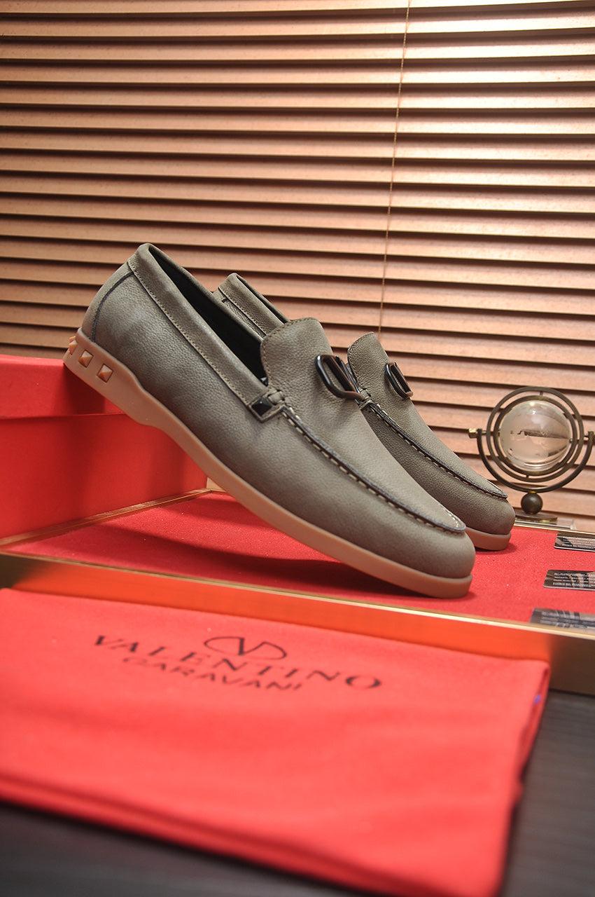 LuxluxHouse Best Quality Shoes Valentino