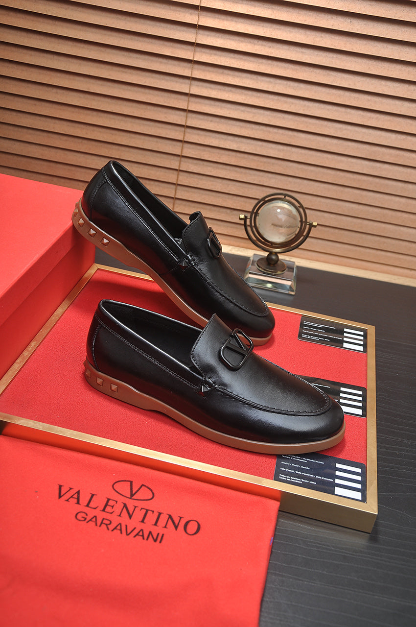 LuxluxHouse Best Quality Shoes Valentino