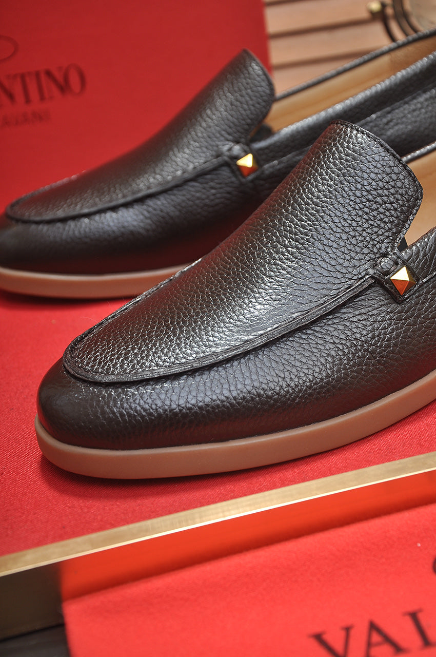 LuxluxHouse Best Quality Shoes Valentino