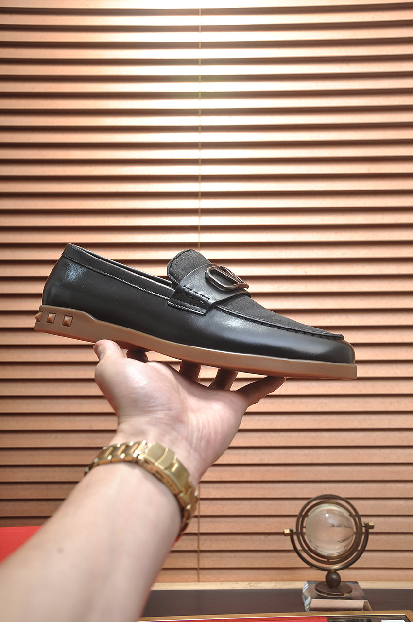 LuxluxHouse Best Quality Shoes Valentino