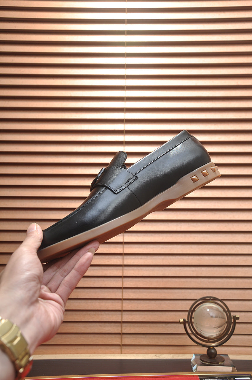 LuxluxHouse Best Quality Shoes Valentino