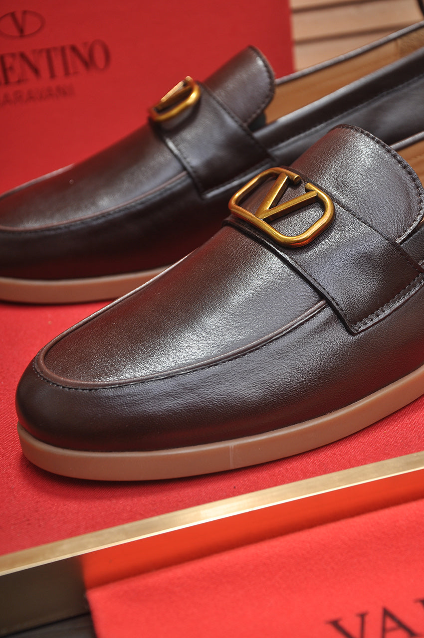 LuxluxHouse Best Quality Shoes Valentino