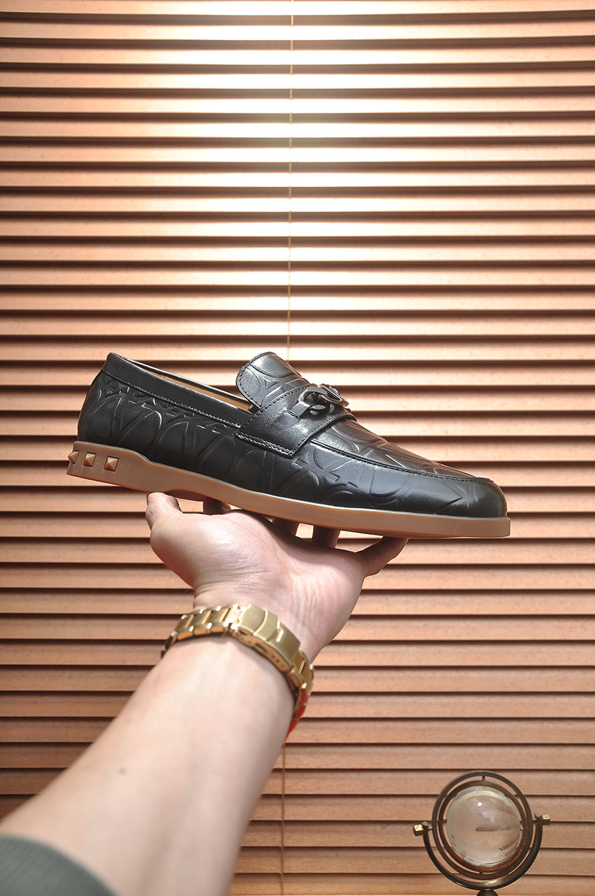 LuxluxHouse Best Quality Shoes Valentino