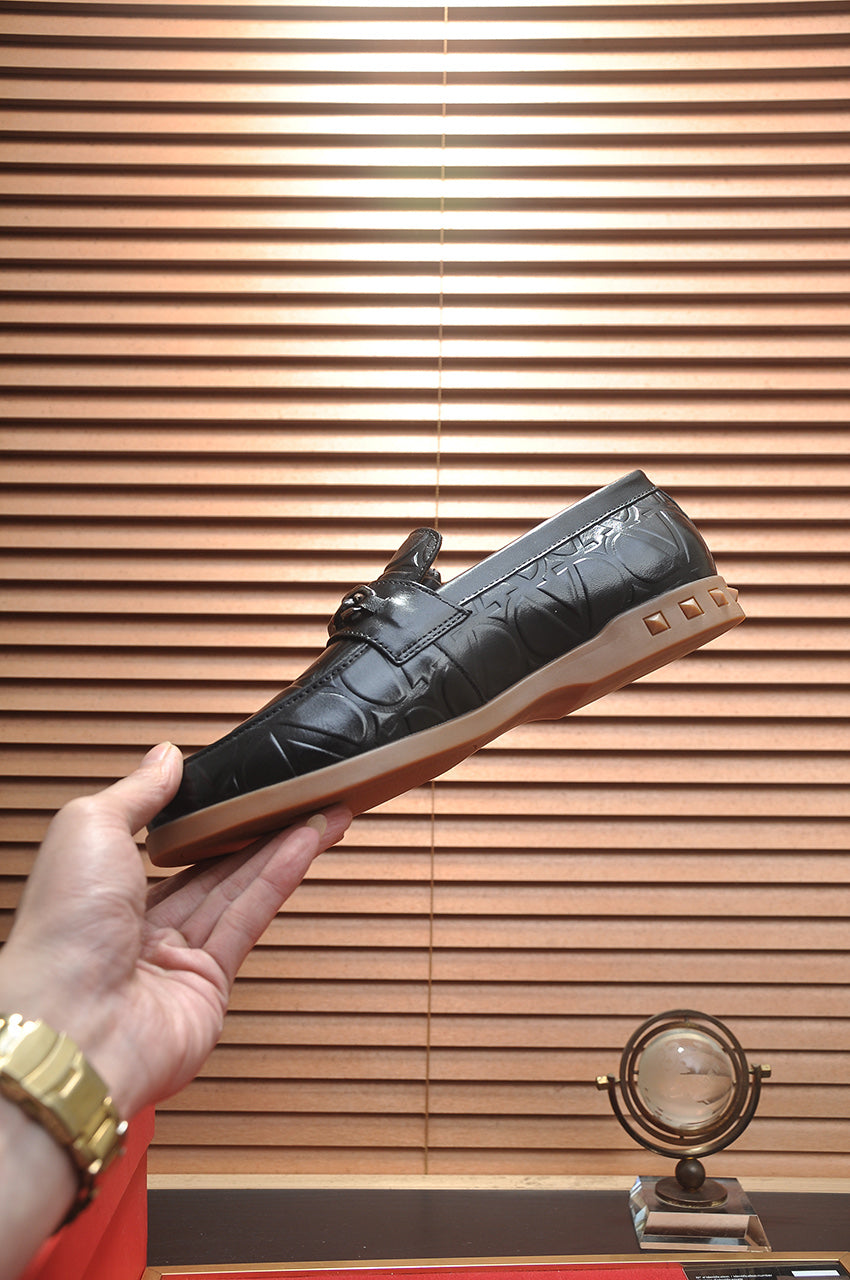 LuxluxHouse Best Quality Shoes Valentino