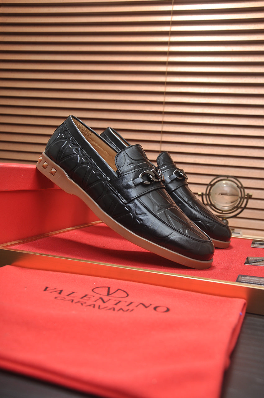 LuxluxHouse Best Quality Shoes Valentino