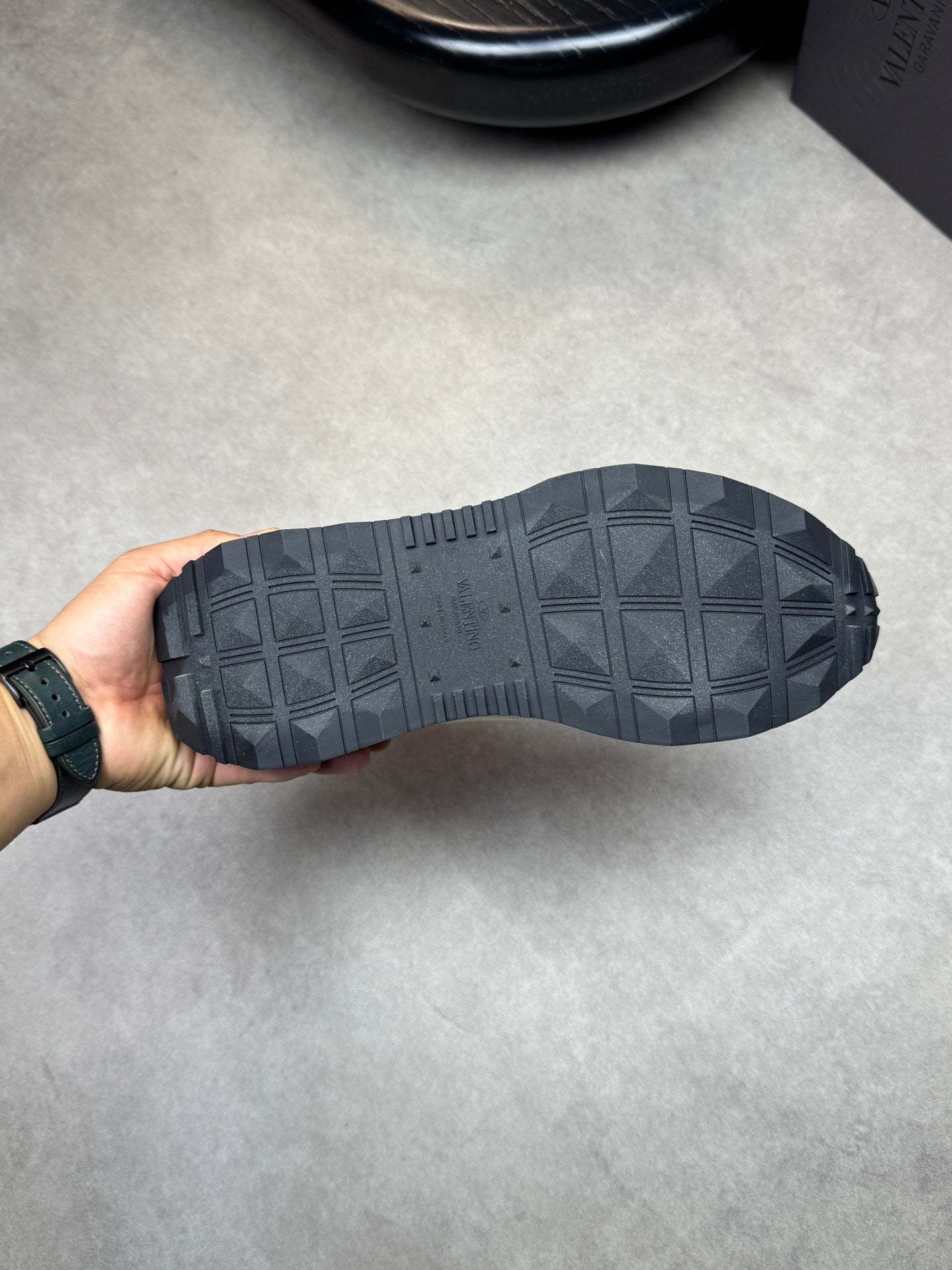 LuxluxHouse Best Quality Shoes Valentino