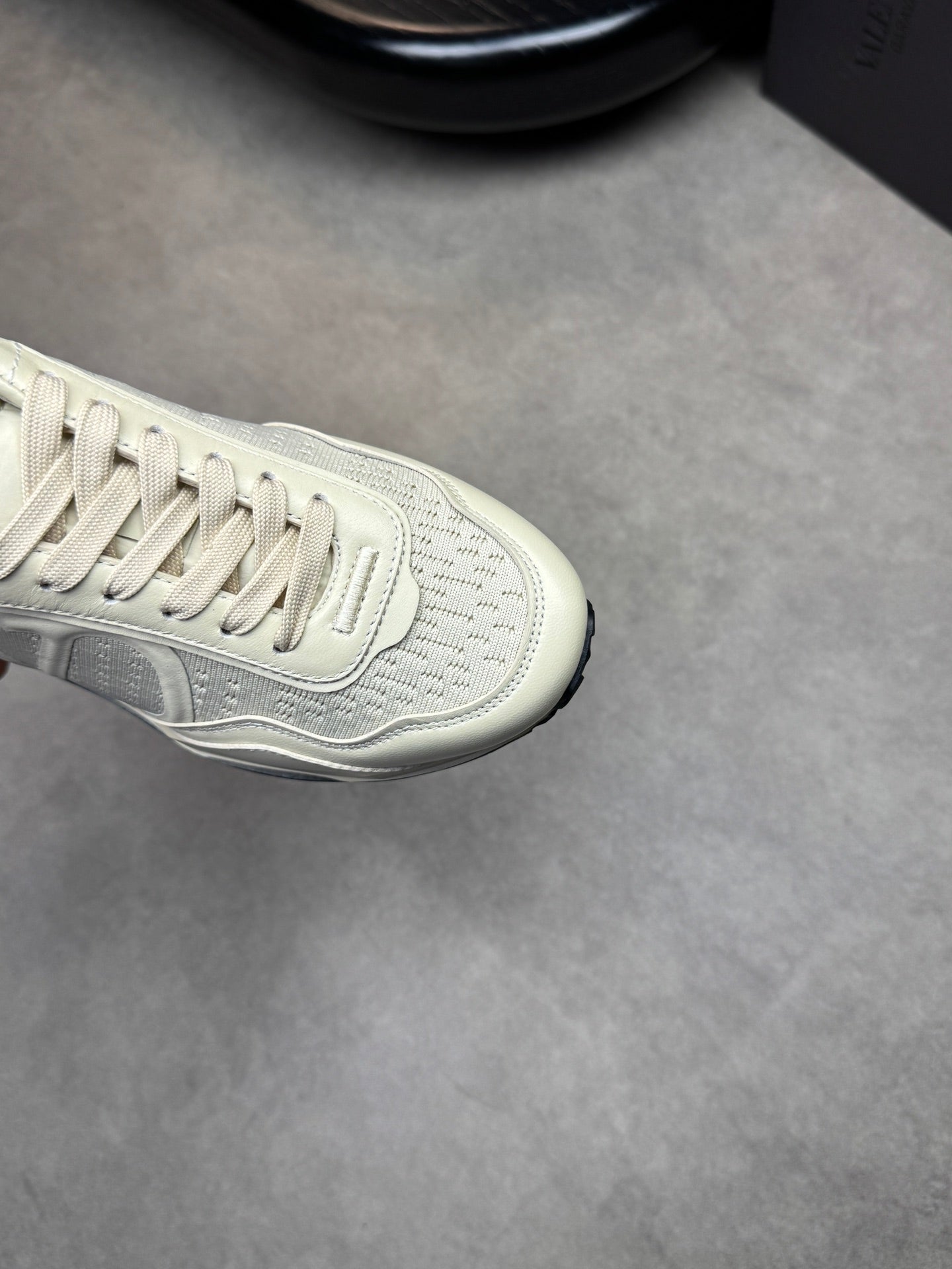 LuxluxHouse Best Quality Shoes Valentino