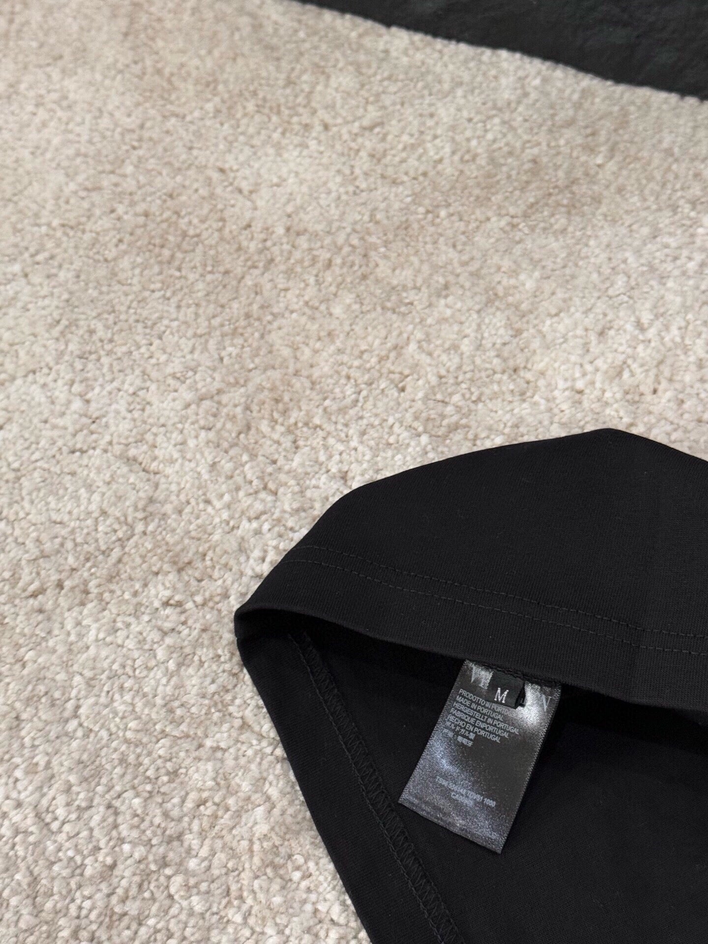 LuxluxHouse Best Quality Clothes Valentino T-shirt
