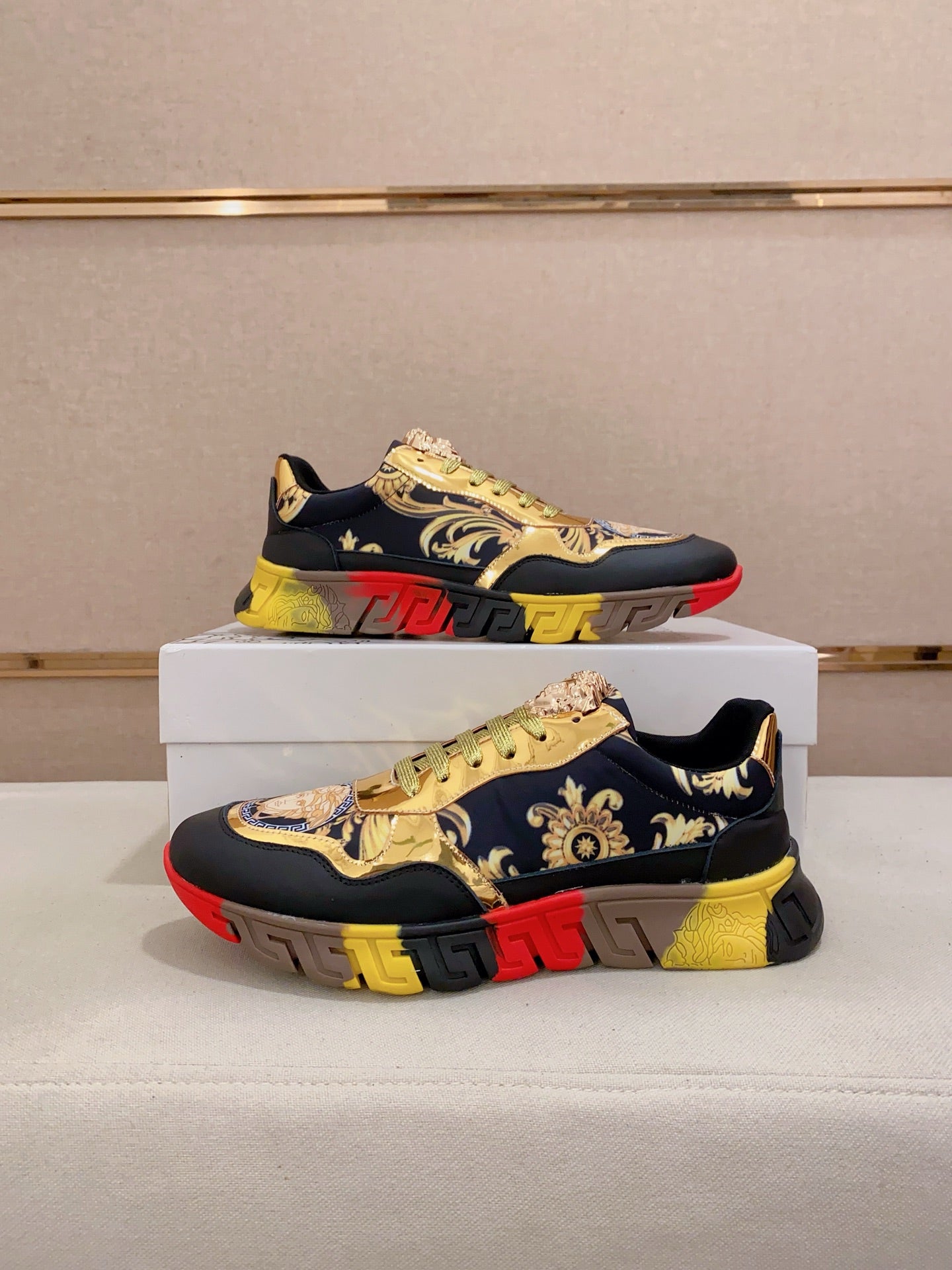 LuxluxHouse Best Quality Shoes Versace