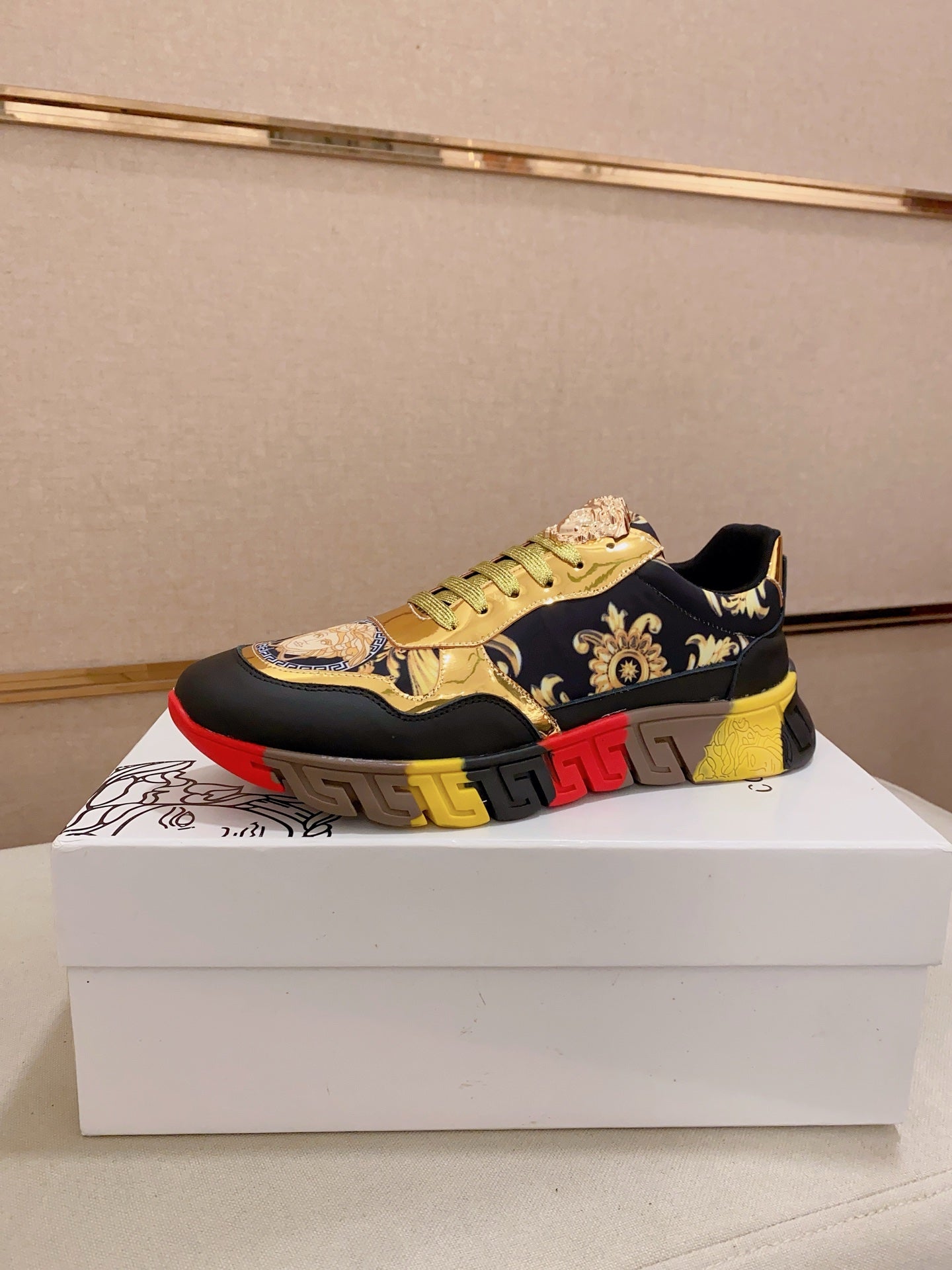 LuxluxHouse Best Quality Shoes Versace