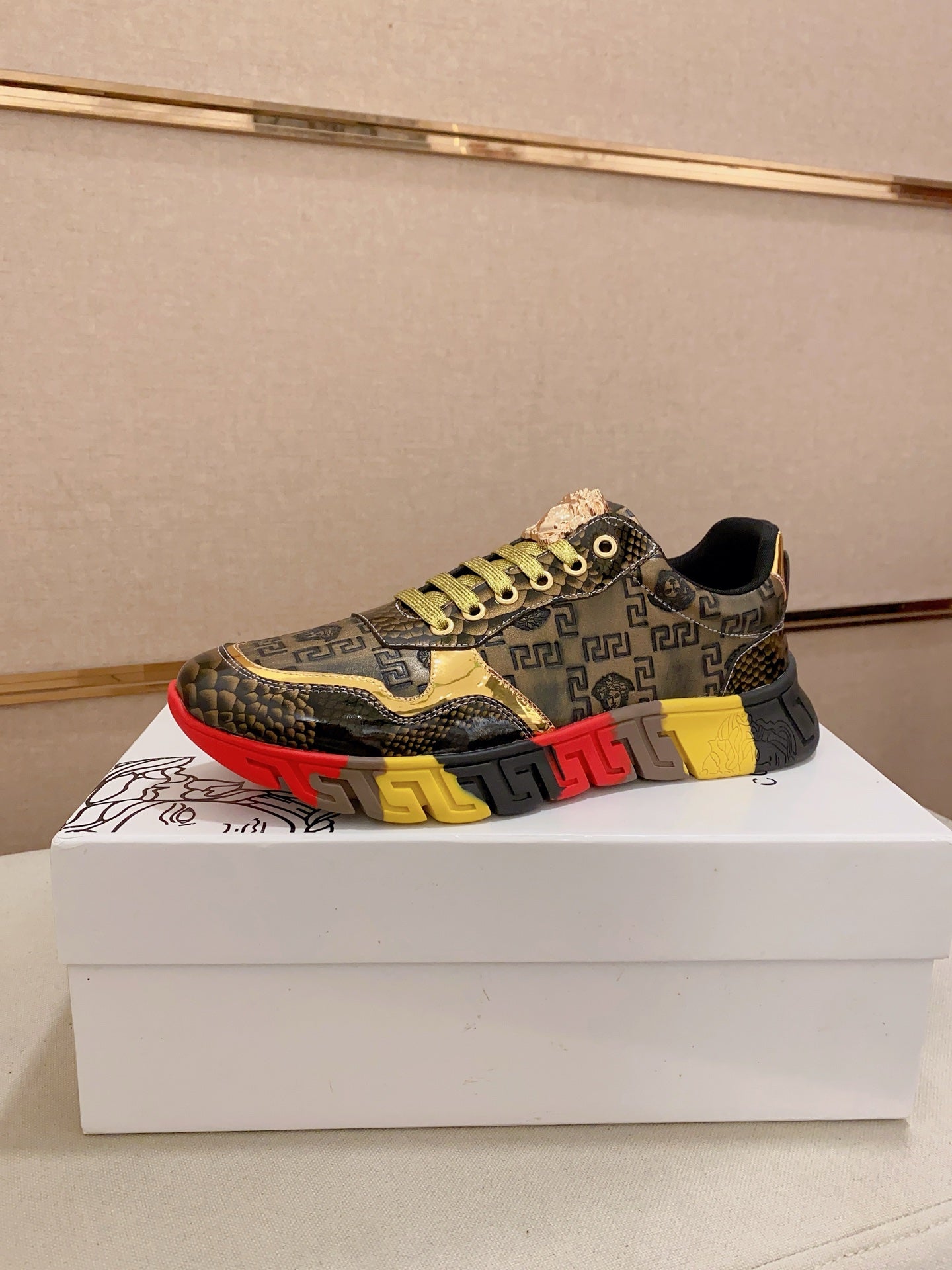 LuxluxHouse Best Quality Shoes Versace