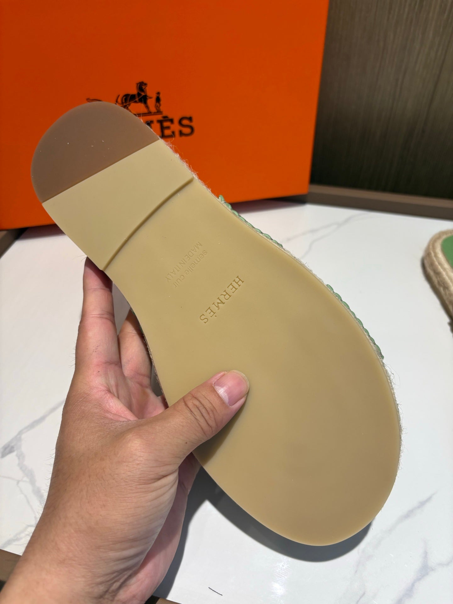 LuxluxHouse Best Quality Sandals Hermes