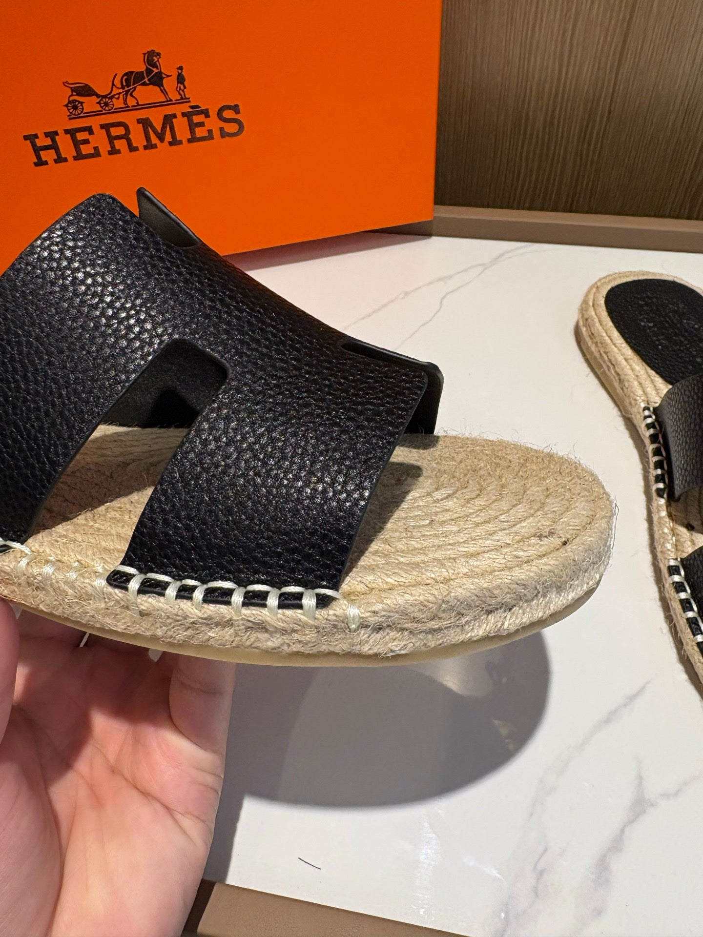 LuxluxHouse Best Quality Sandals Hermes