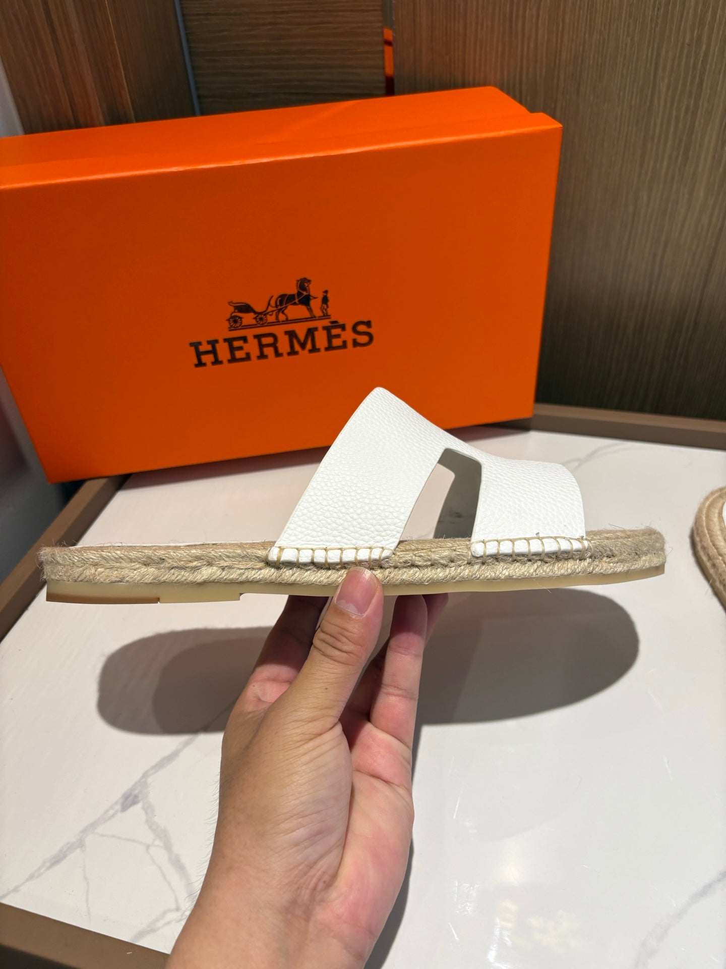 LuxluxHouse Best Quality Sandals Hermes