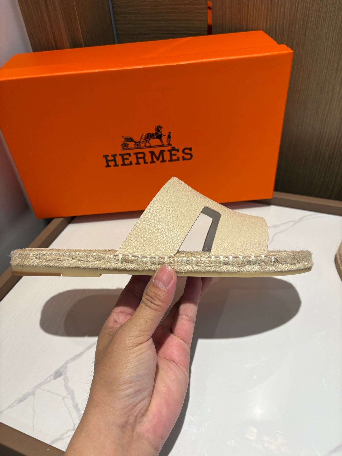 LuxluxHouse Best Quality Sandals Hermes