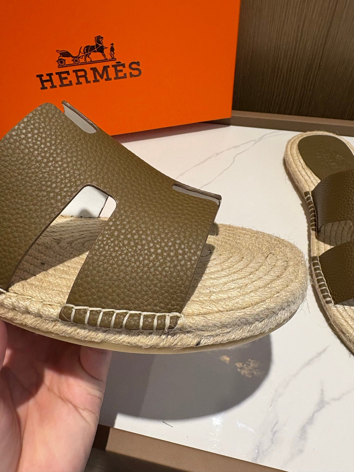 LuxluxHouse Best Quality Sandals Hermes