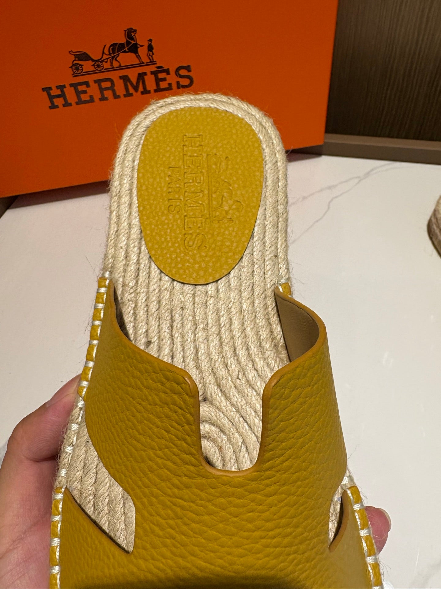 LuxluxHouse Best Quality Sandals Hermes