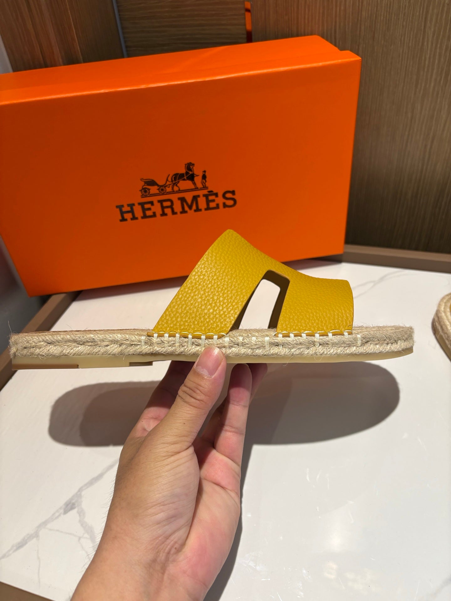 LuxluxHouse Best Quality Sandals Hermes