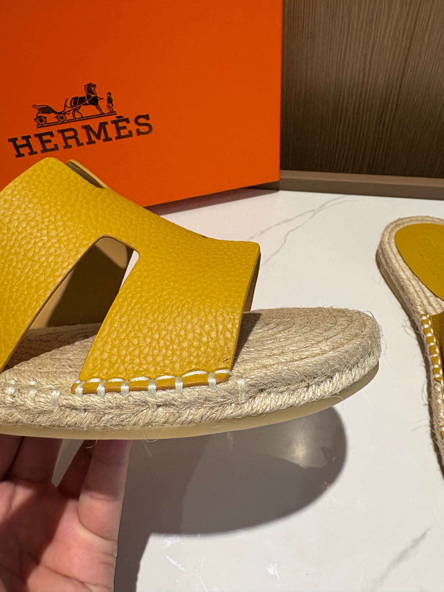 LuxluxHouse Best Quality Sandals Hermes