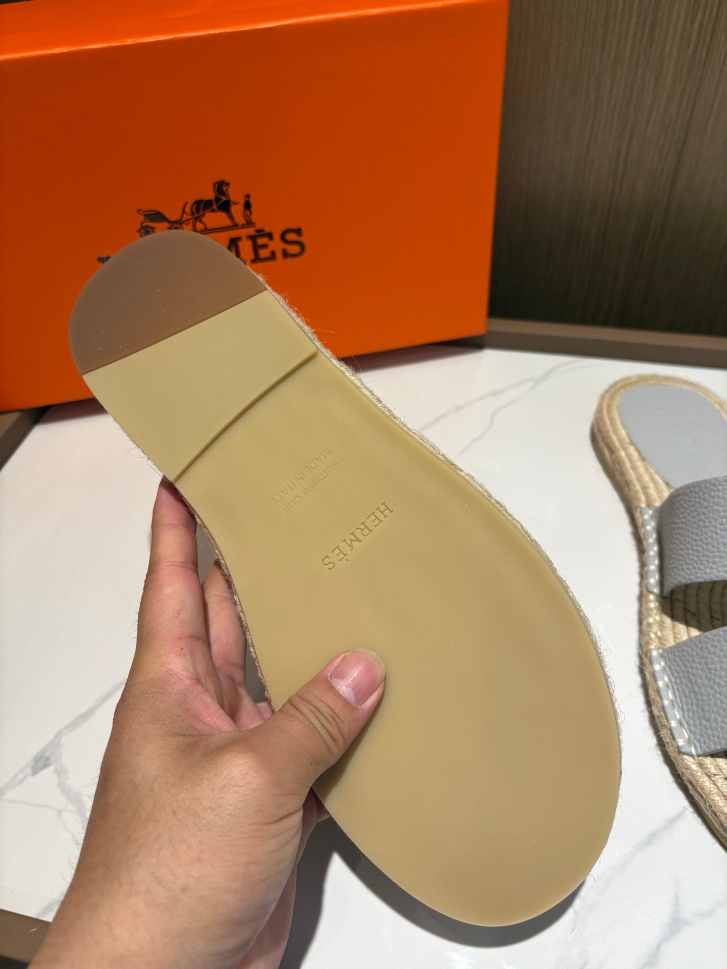 LuxluxHouse Best Quality Sandals Hermes