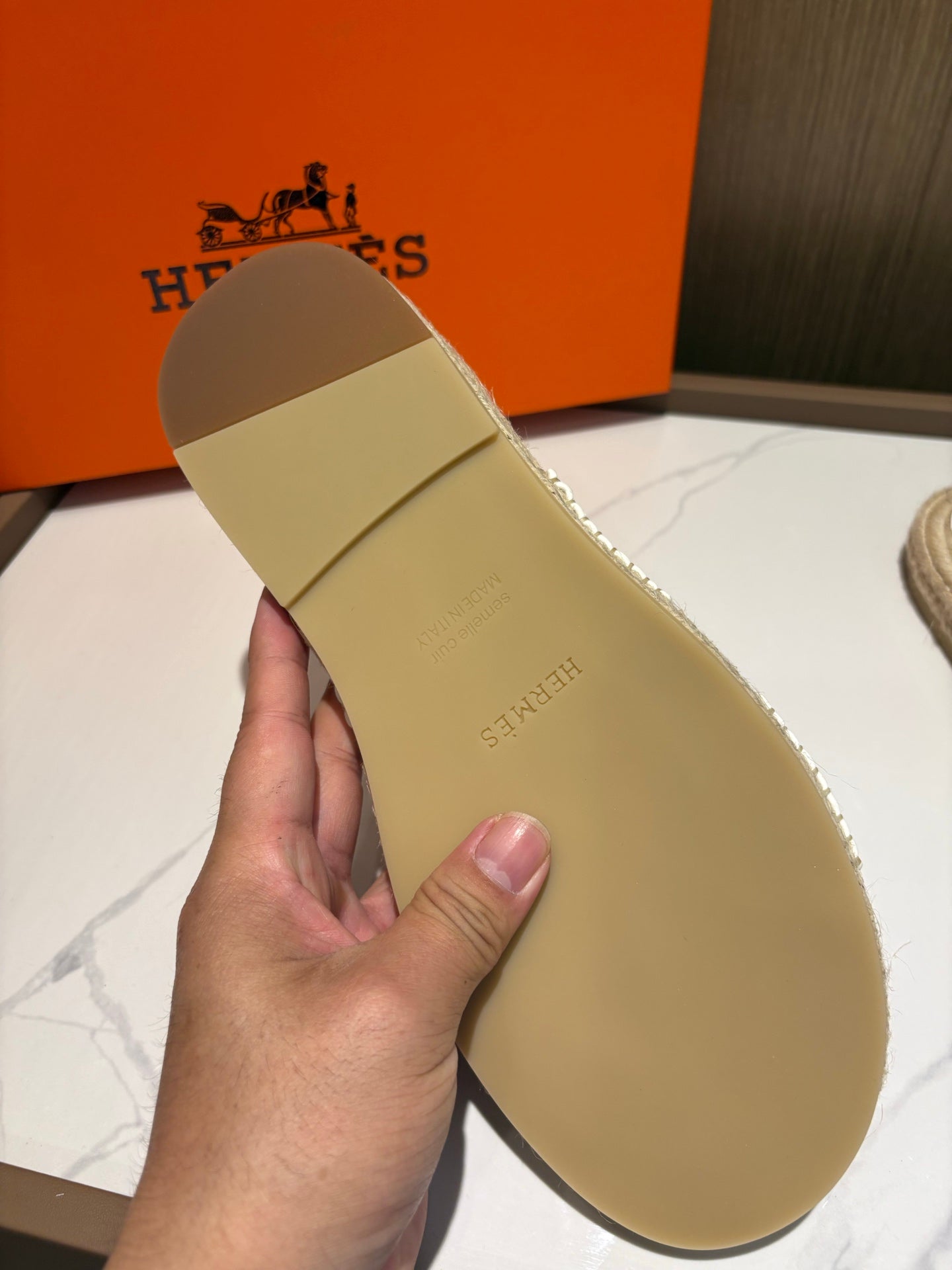 LuxluxHouse Best Quality Sandals Hermes