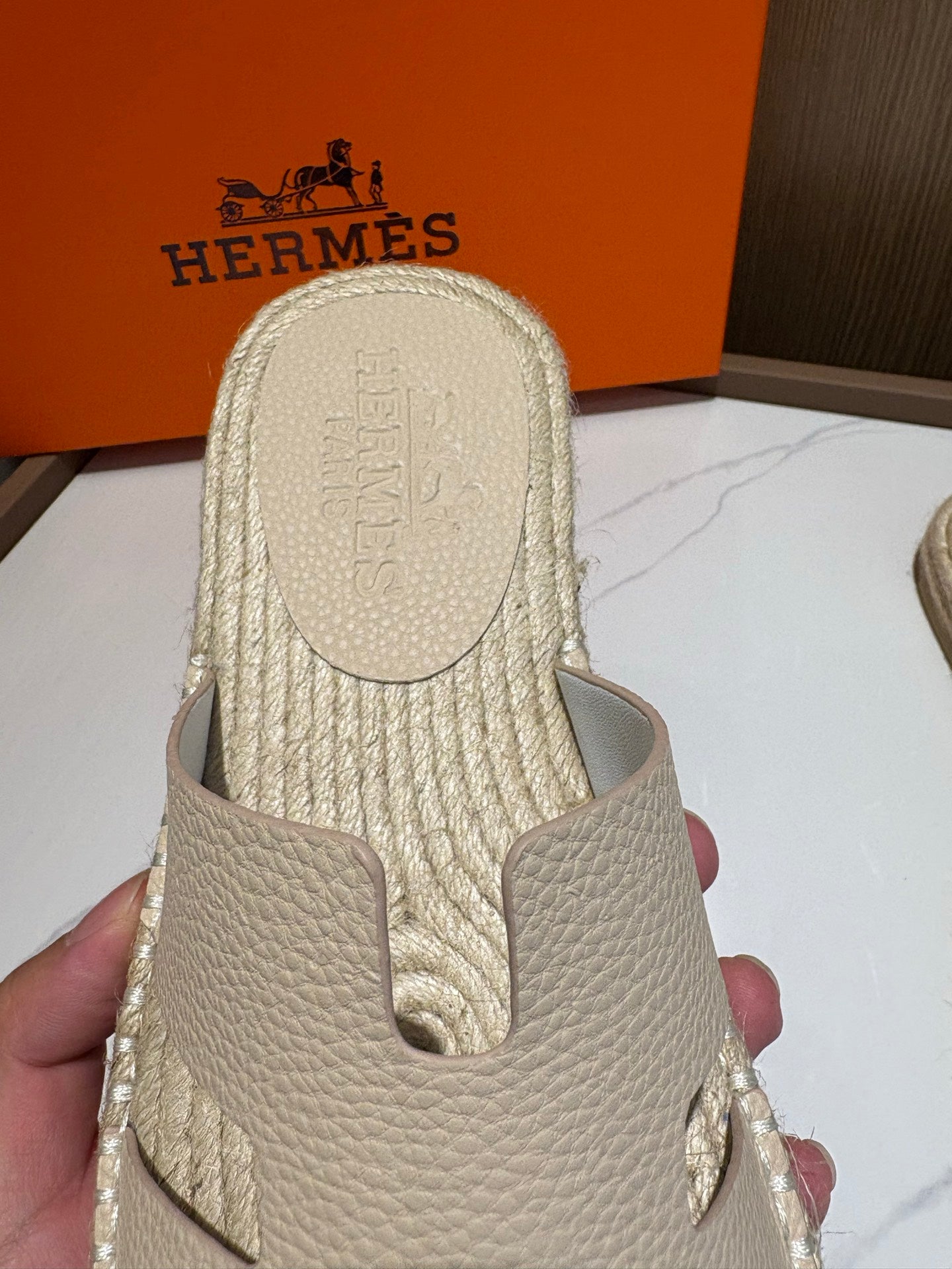 LuxluxHouse Best Quality Sandals Hermes