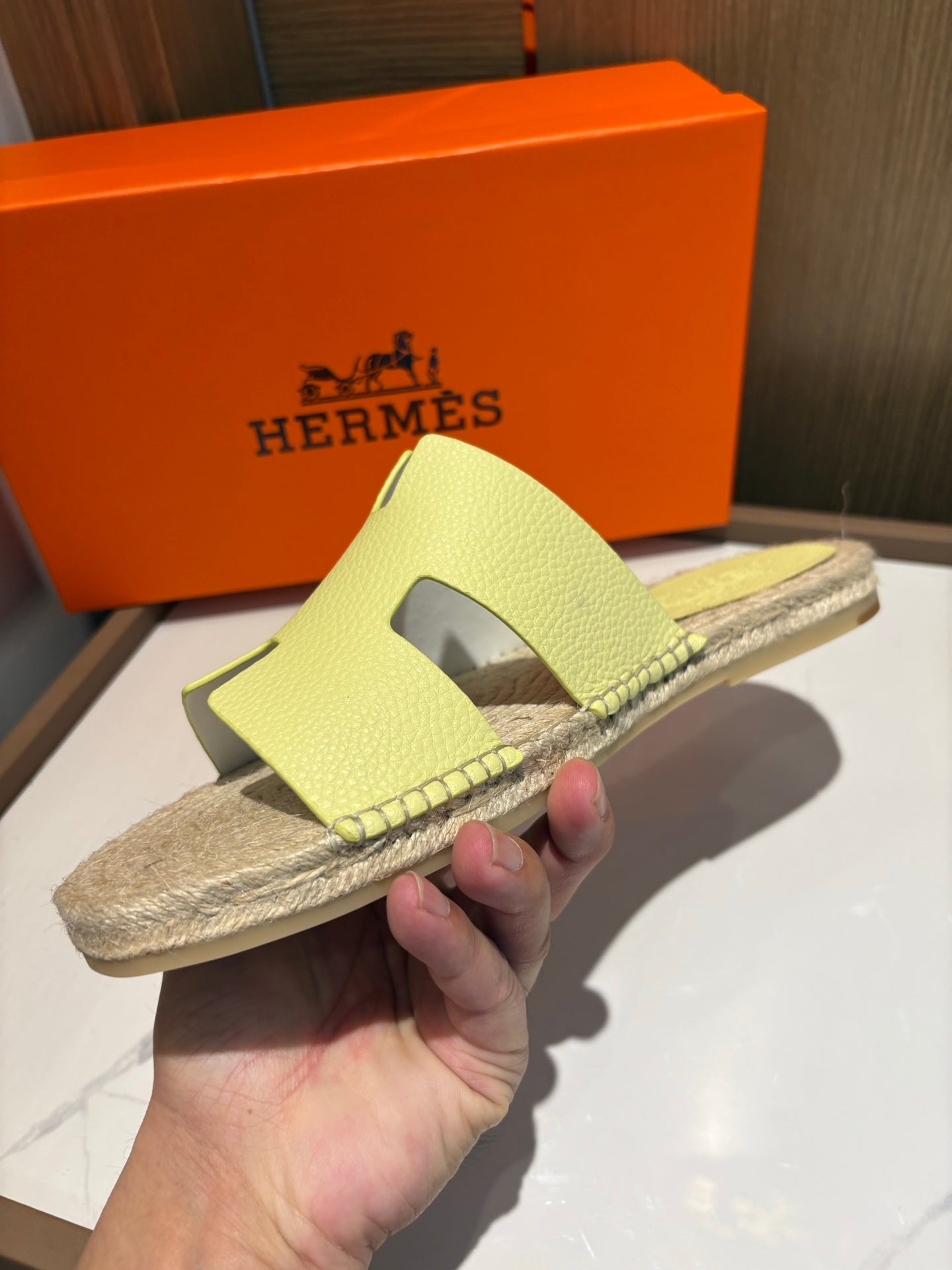 LuxluxHouse Best Quality Sandals Hermes