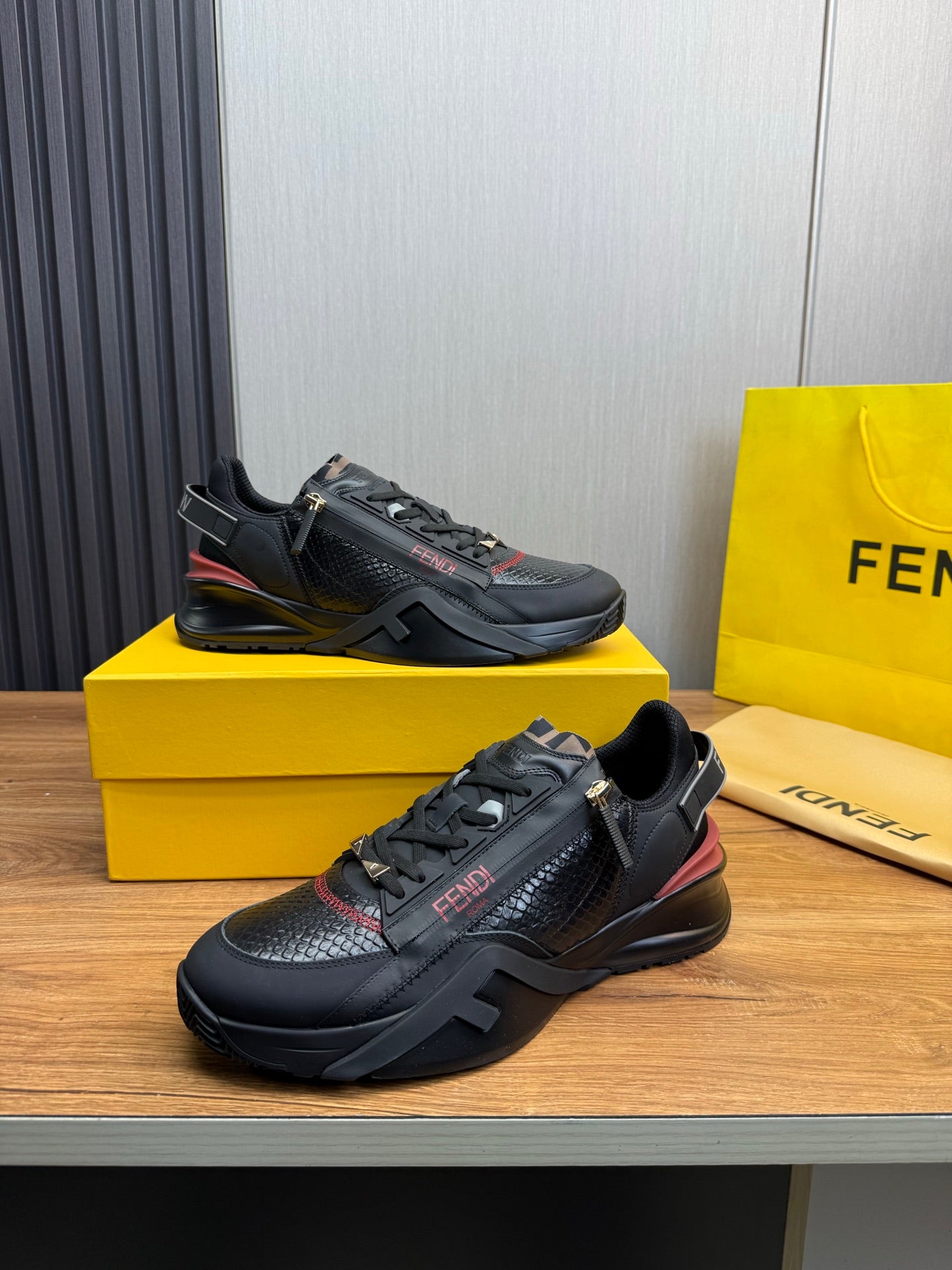 LuxluxHouse Best Quality Shoes Fendi