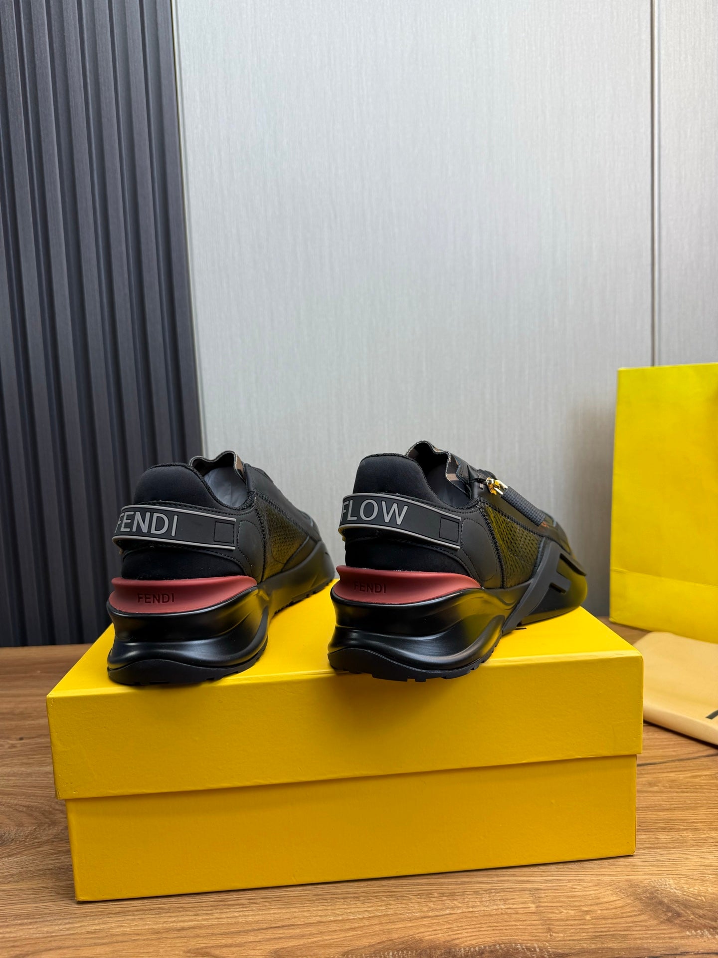 LuxluxHouse Best Quality Shoes Fendi