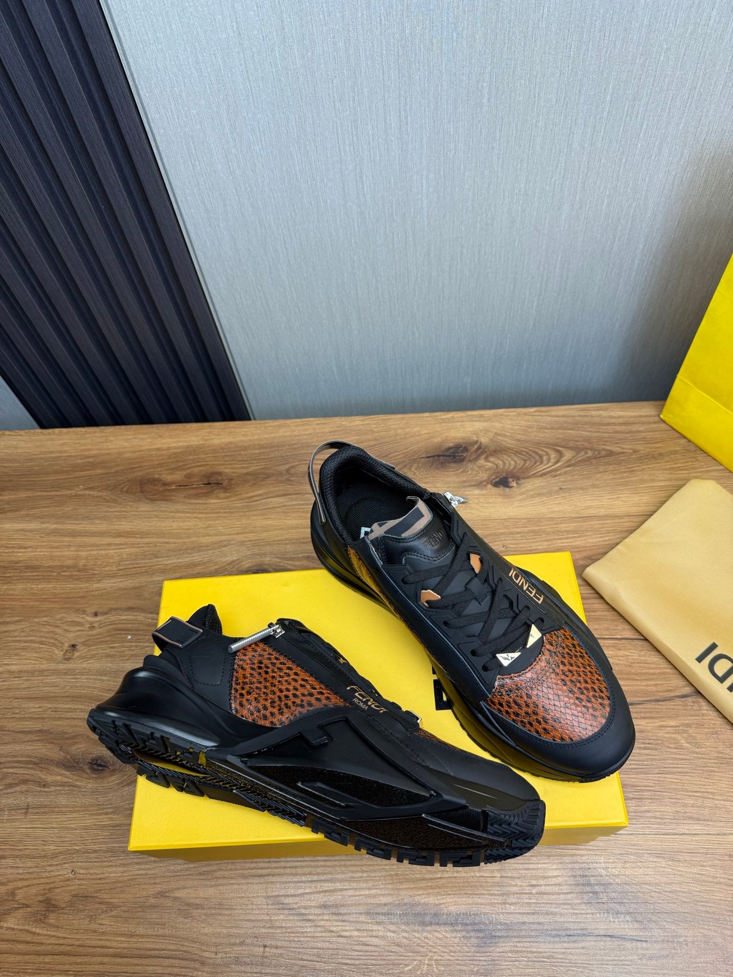 LuxluxHouse Best Quality Shoes Fendi