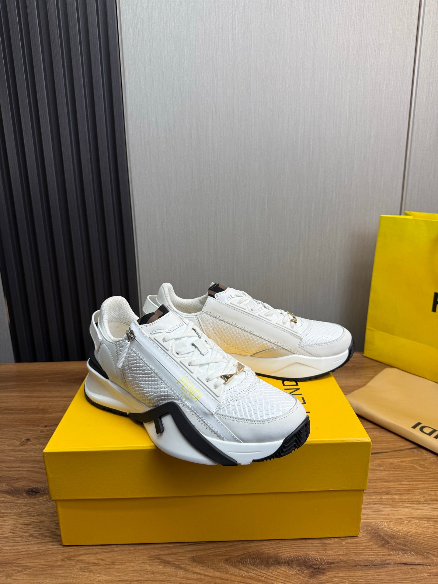 LuxluxHouse Best Quality Shoes Fendi