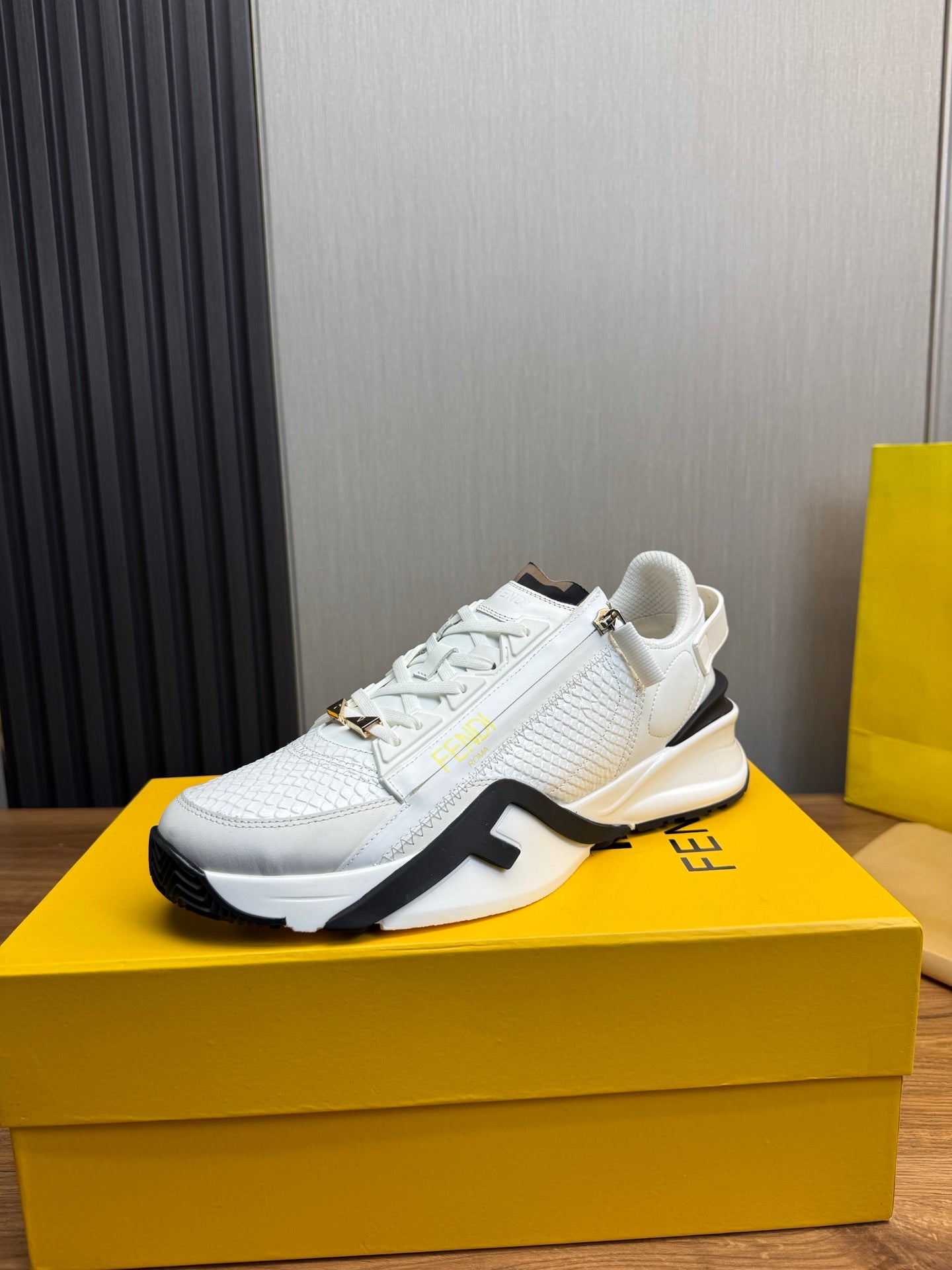 LuxluxHouse Best Quality Shoes Fendi