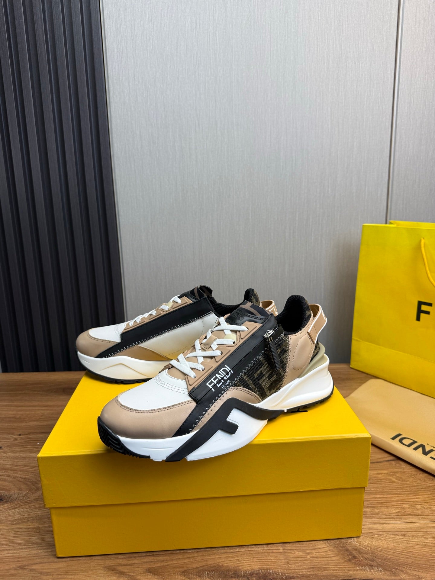 LuxluxHouse Best Quality Shoes Fendi