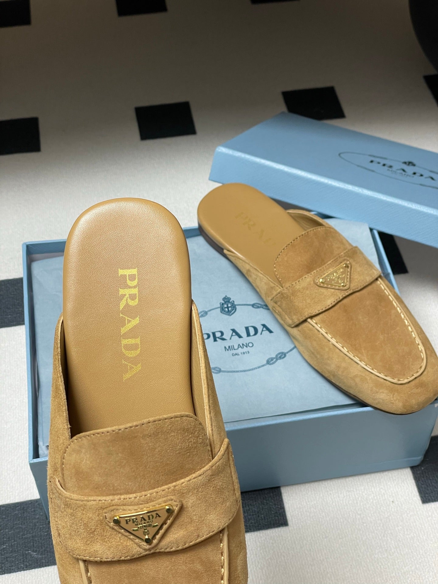 LuxluxHouse Best Quality Women Shoes Prada
