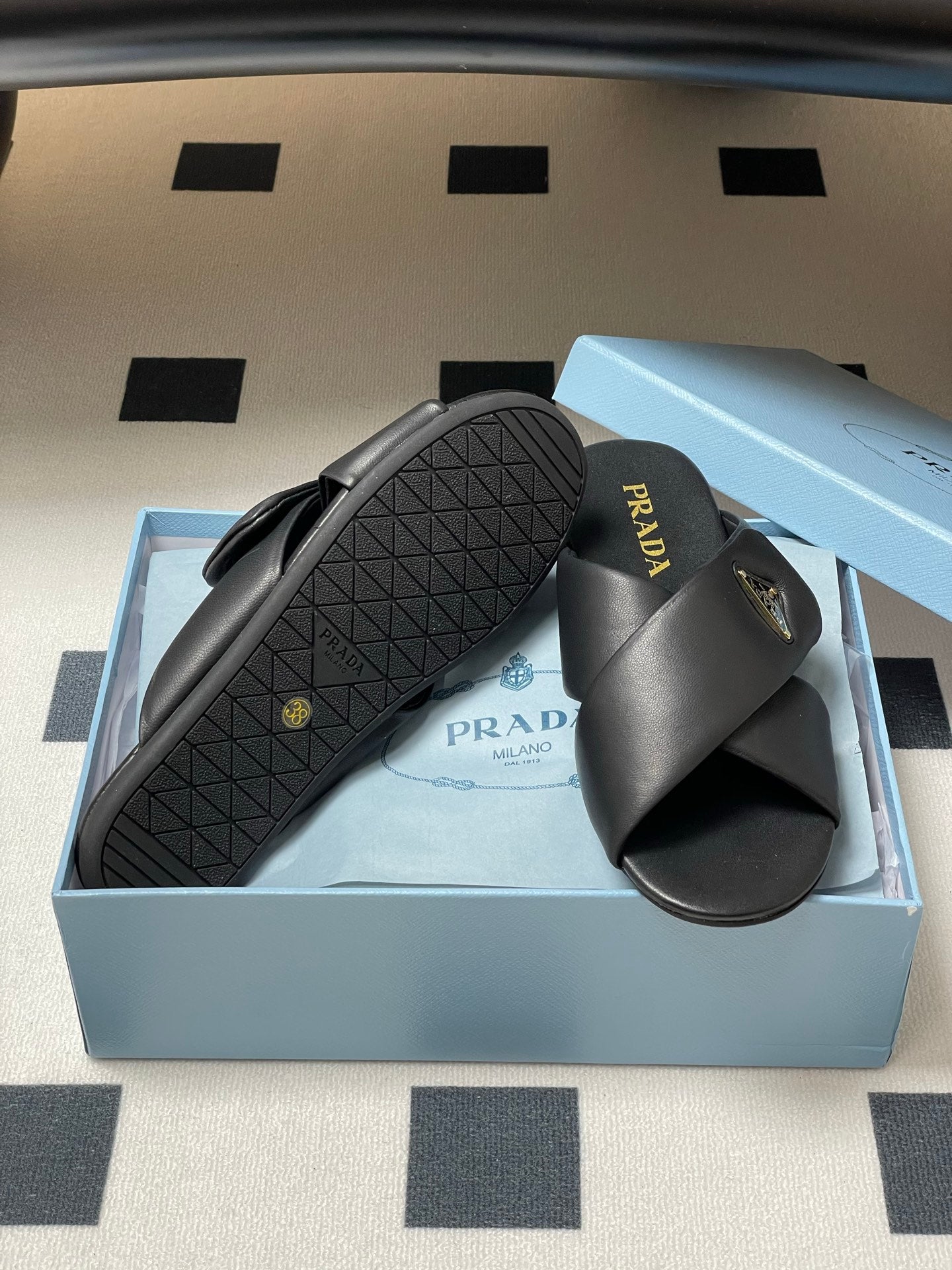 LuxluxHouse Best Quality Women Shoes Prada