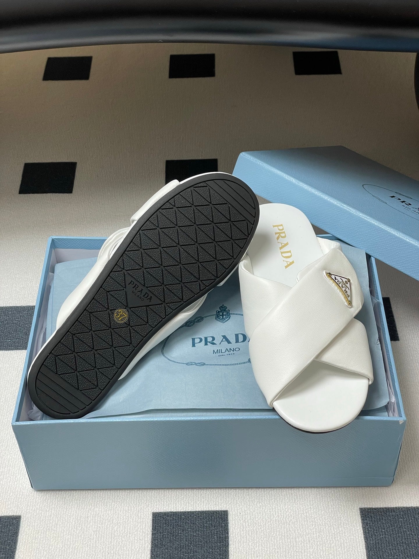 LuxluxHouse Best Quality Women Shoes Prada